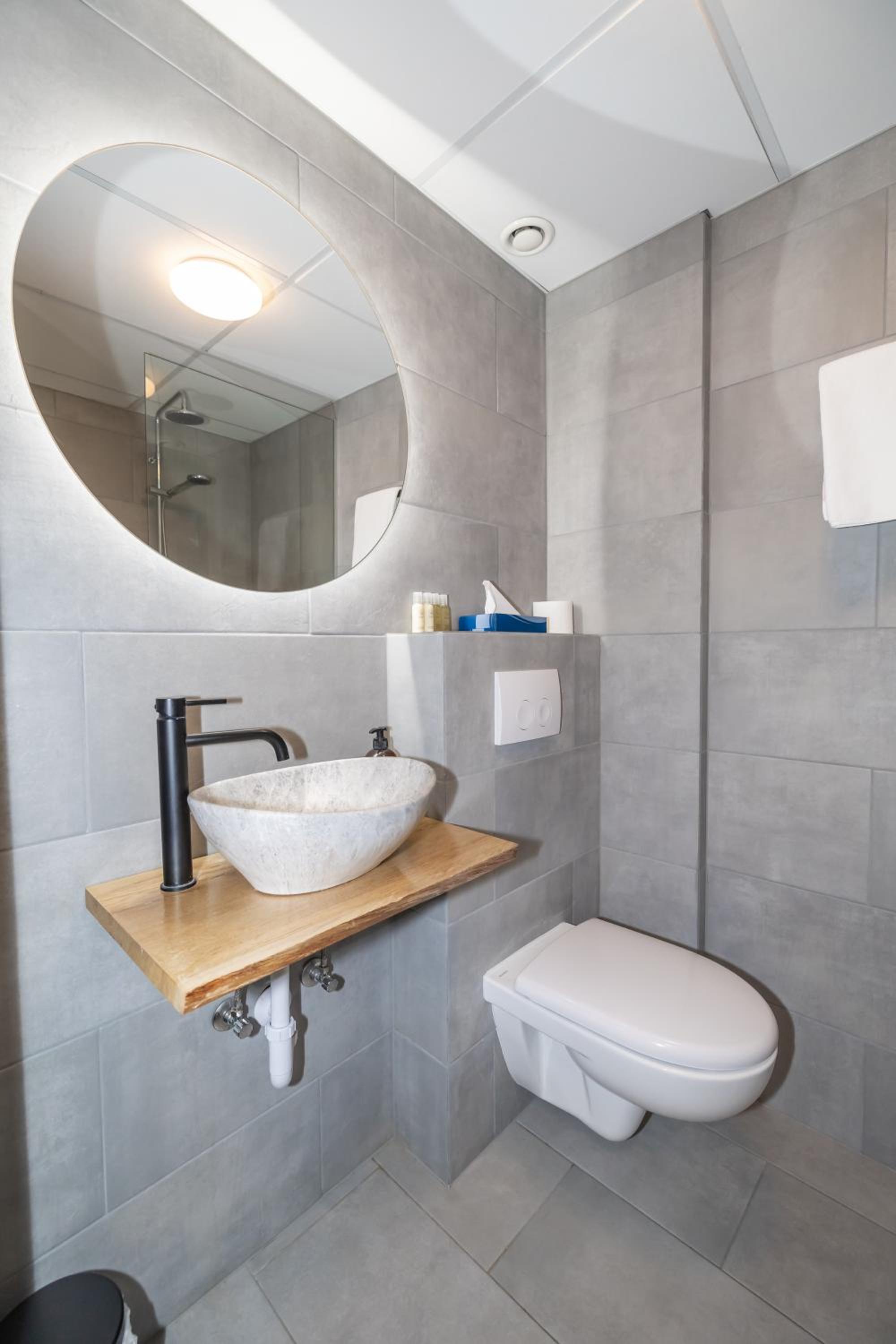 Standard Triple Room - Photo 4
