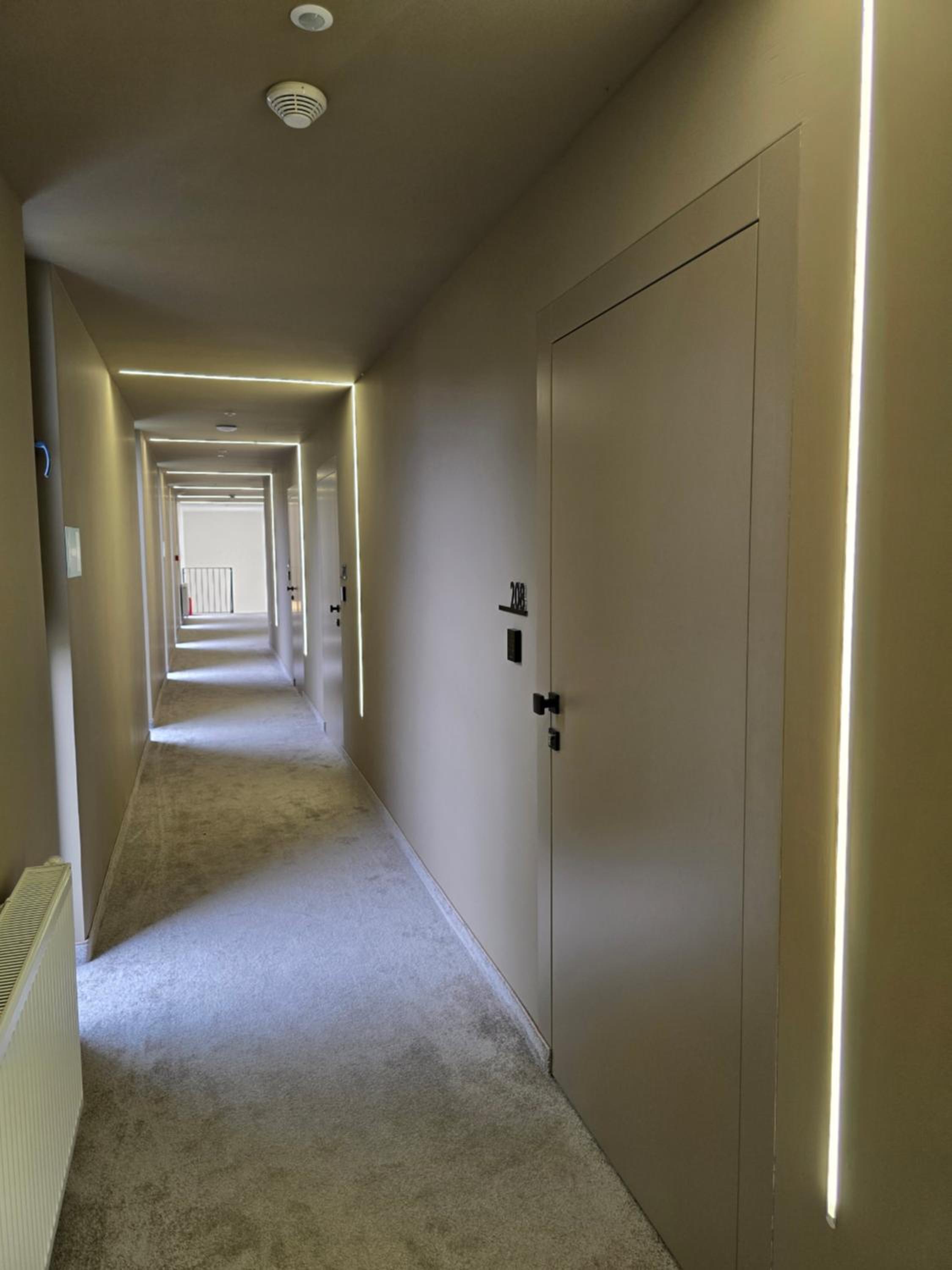 Standard King Room - Photo 4