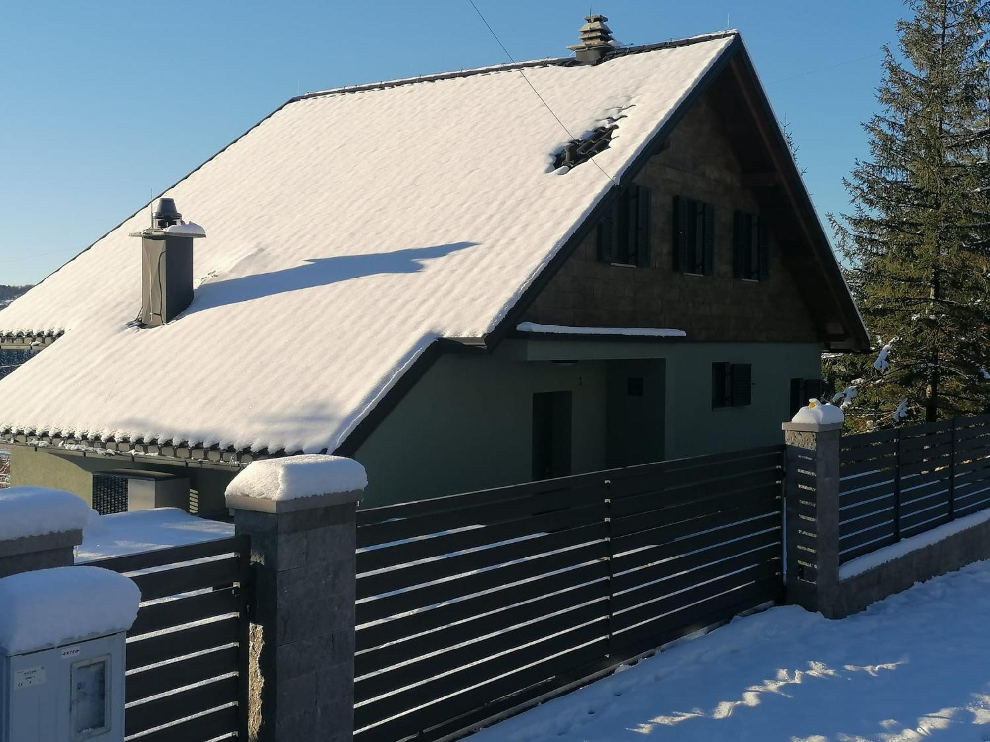 Three-Bedroom Villa photo 3