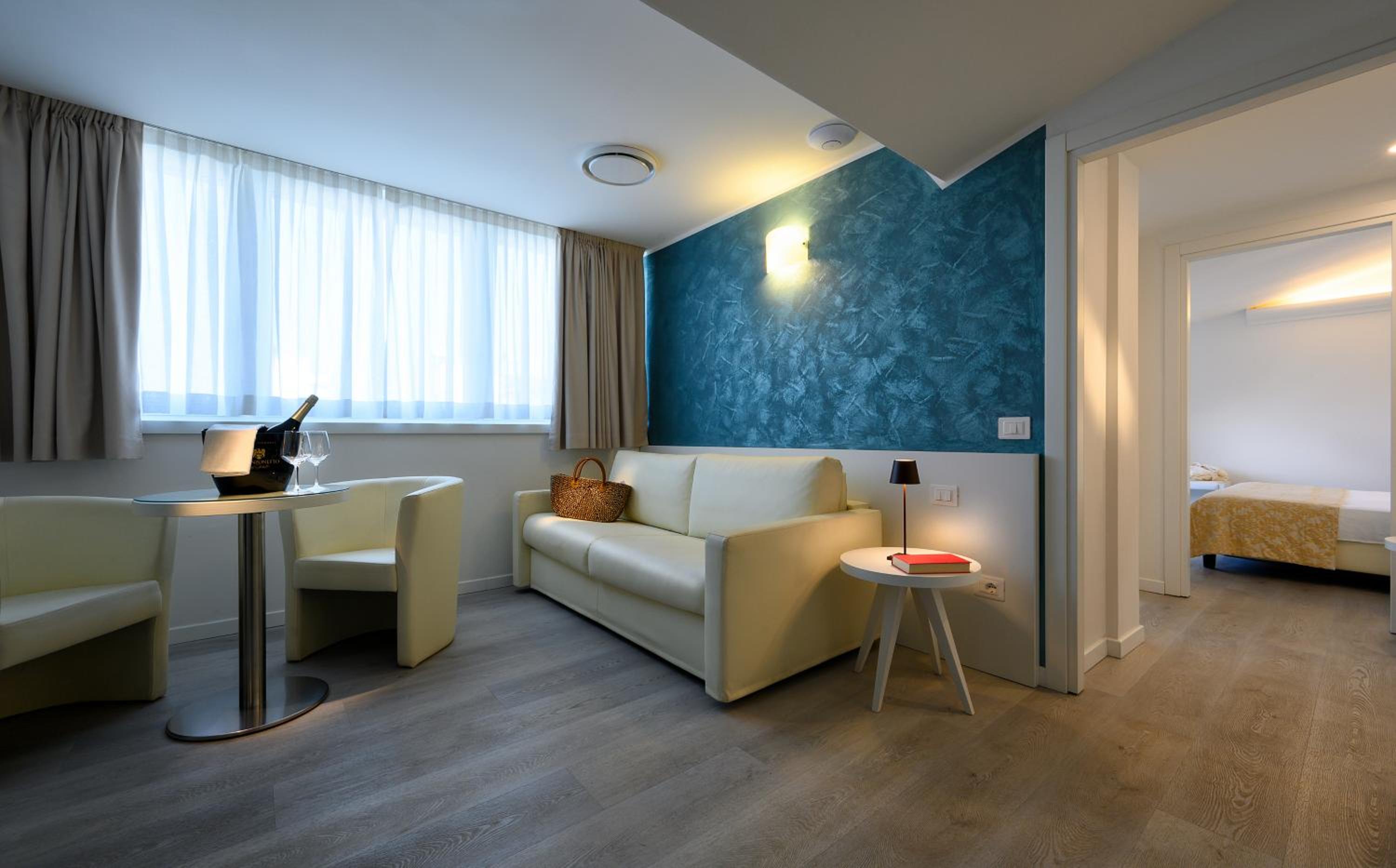 Deluxe Two-Bedroom Suite with Lateral Sea View photo 1