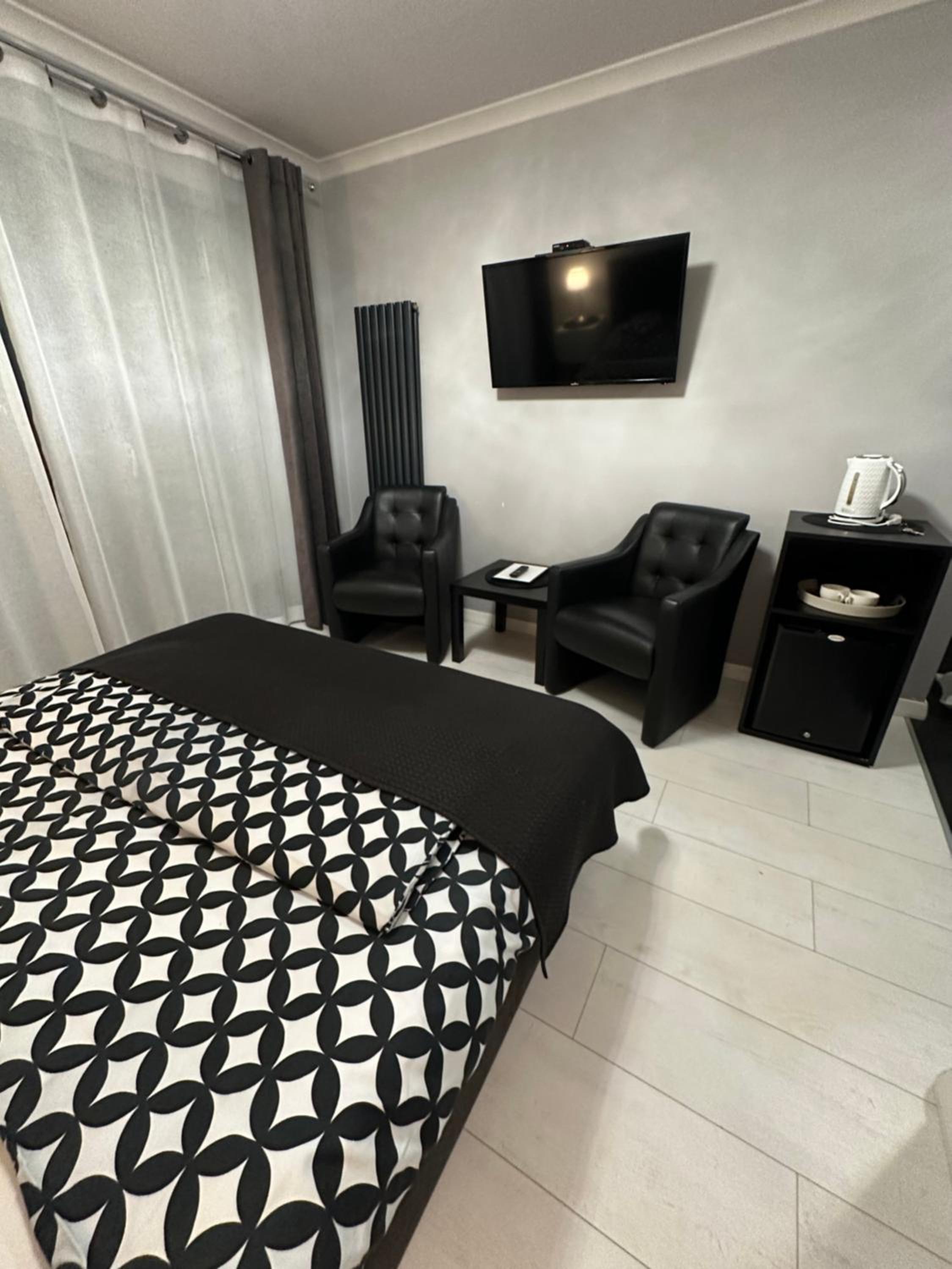 Double Room with Balcony photo 3
