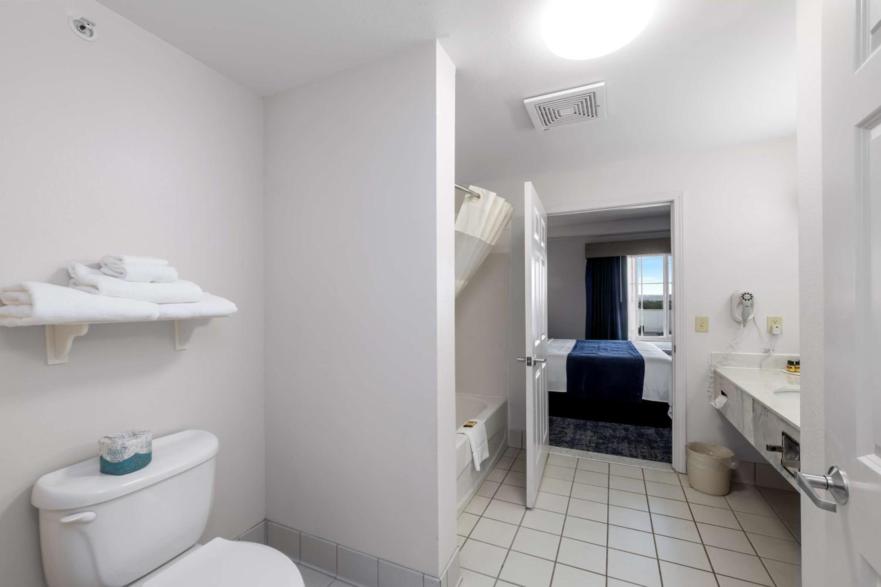 King Room - Photo 15