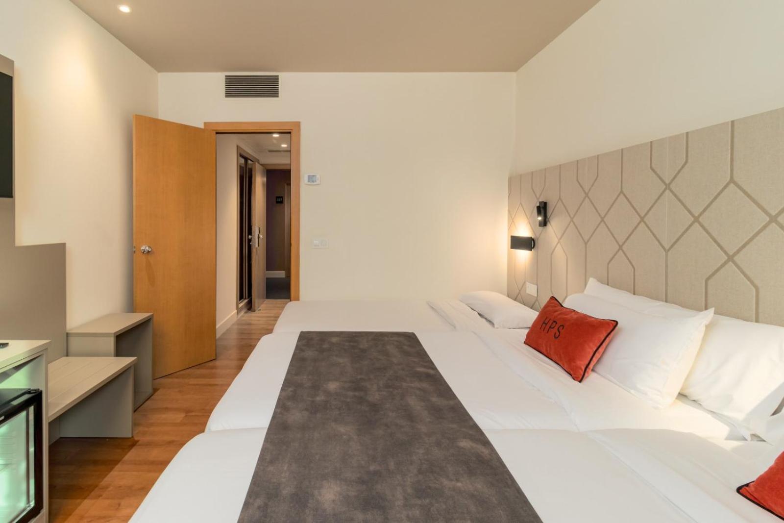 Habitación Doble o con Dos Camas con Cama Adicional