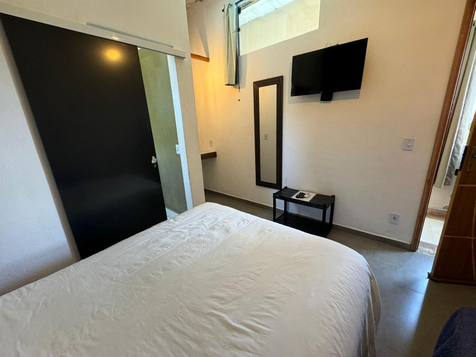 Standard Suite - Photo 5