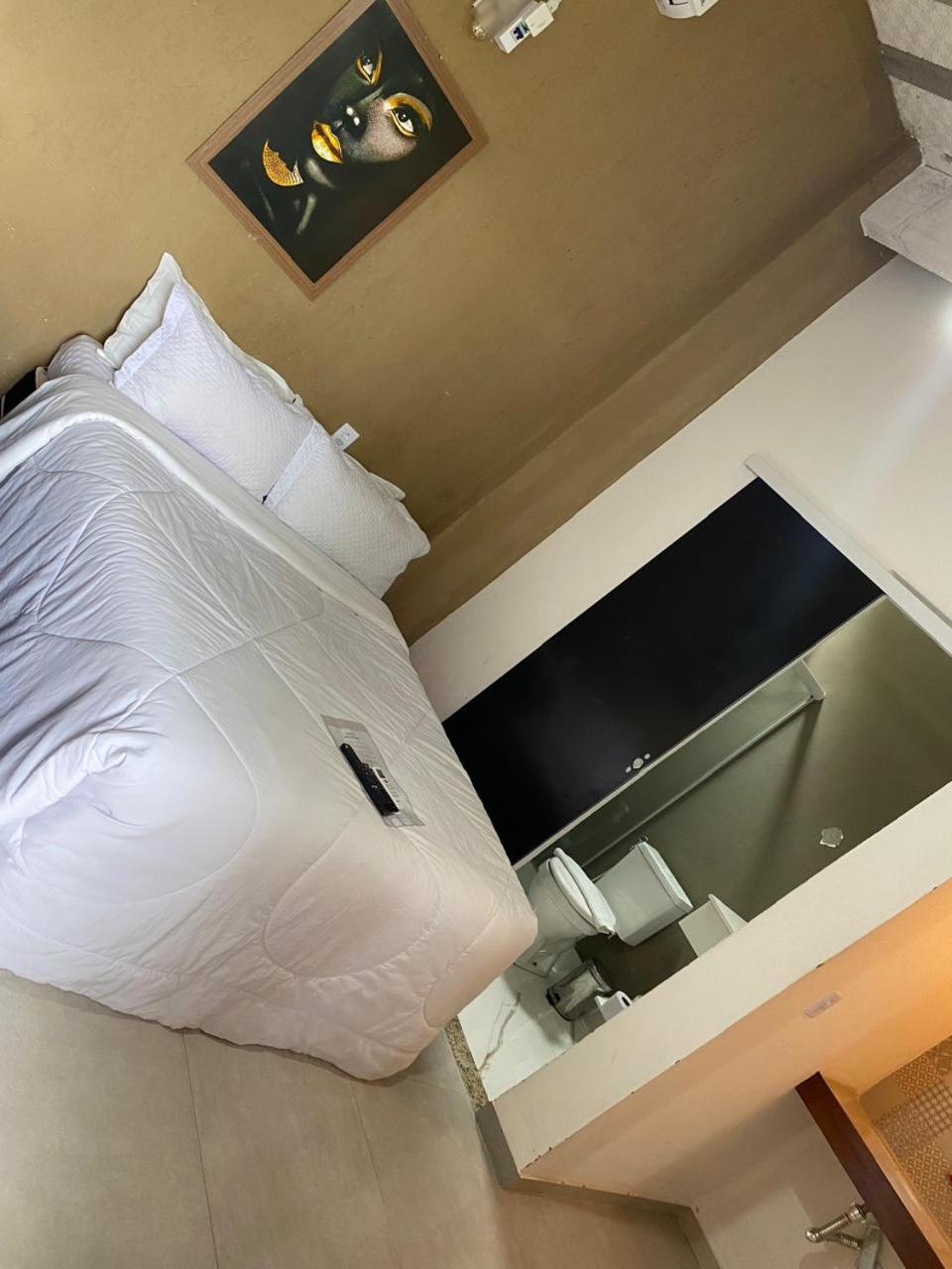 Standard Suite - Photo 2