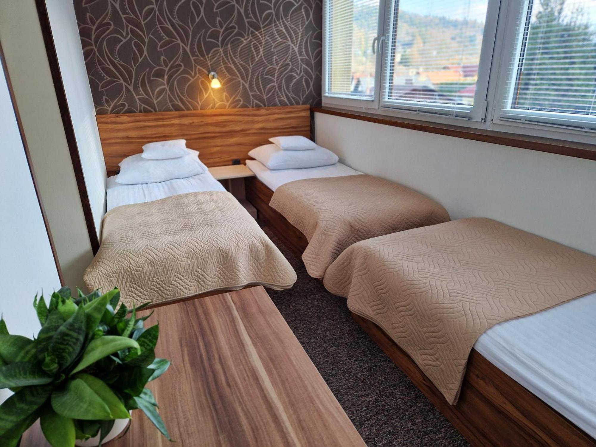 Triple Room - Photo 1