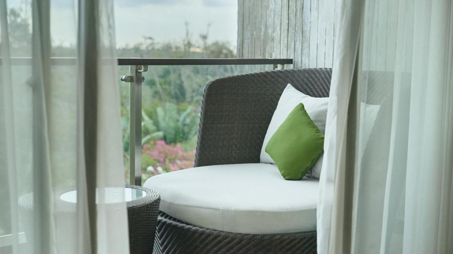 Resort View Suite photo 3