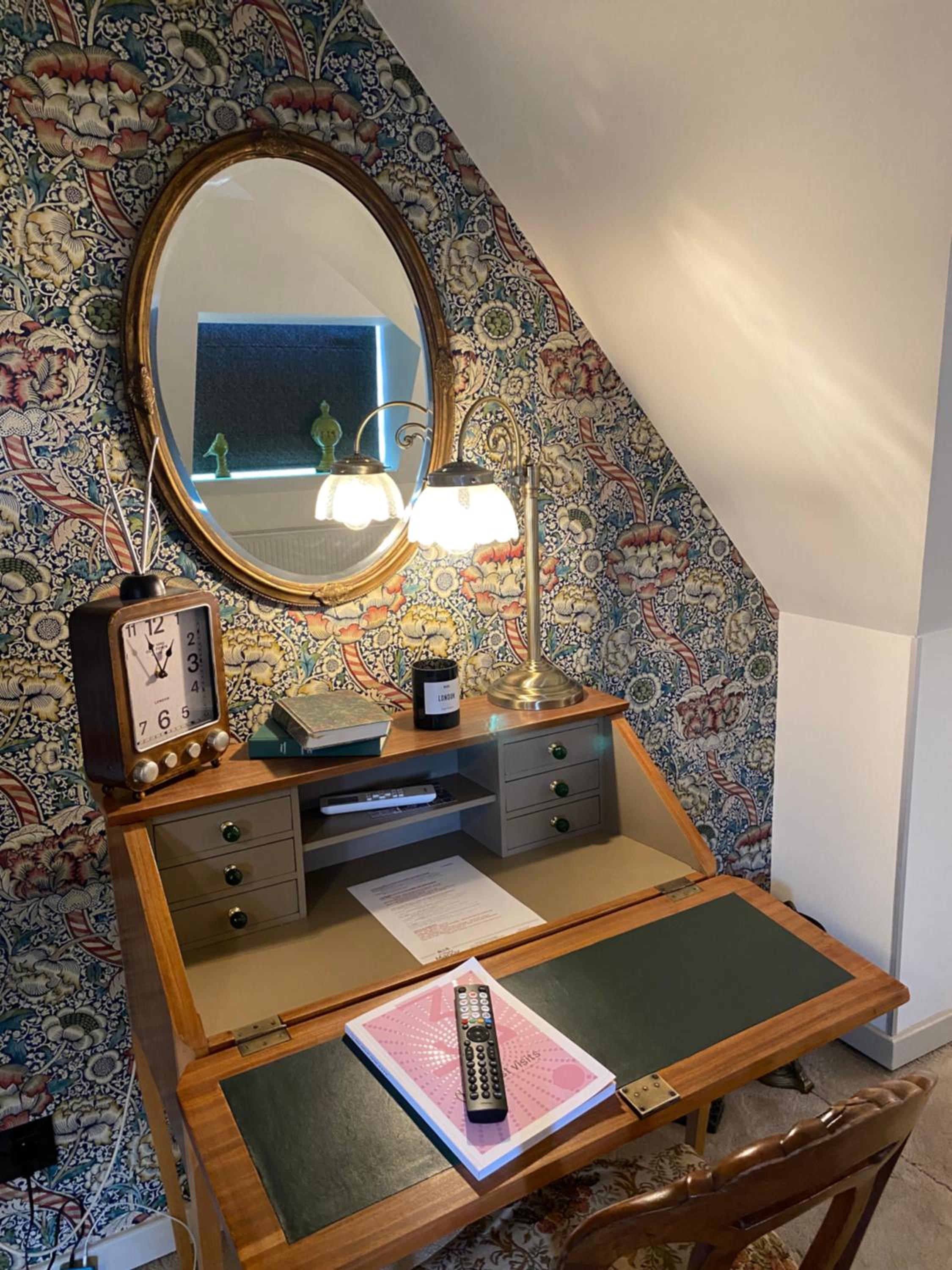 Executive Suite - Photo 4