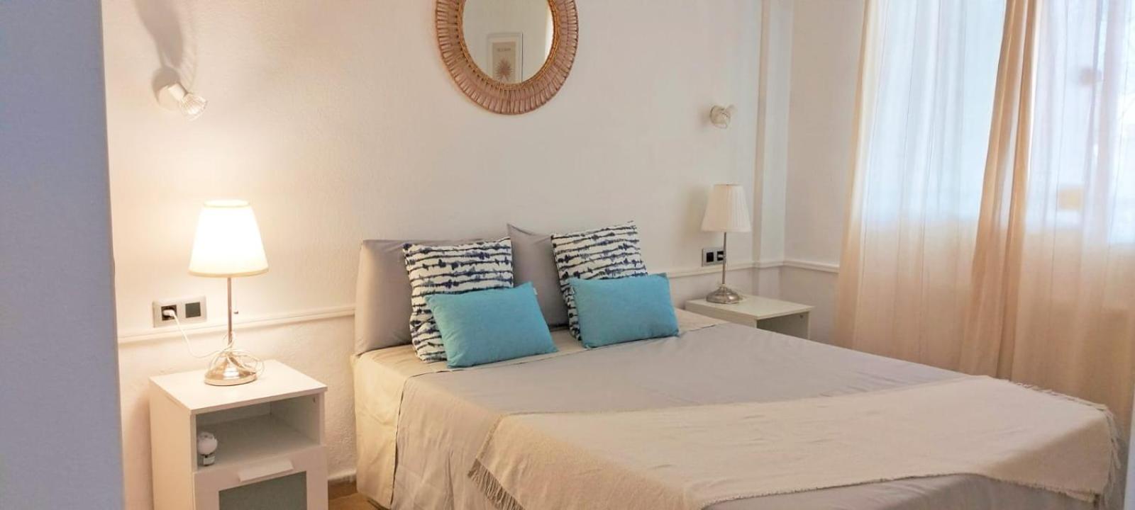 One-Bedroom Apartment photo 3
