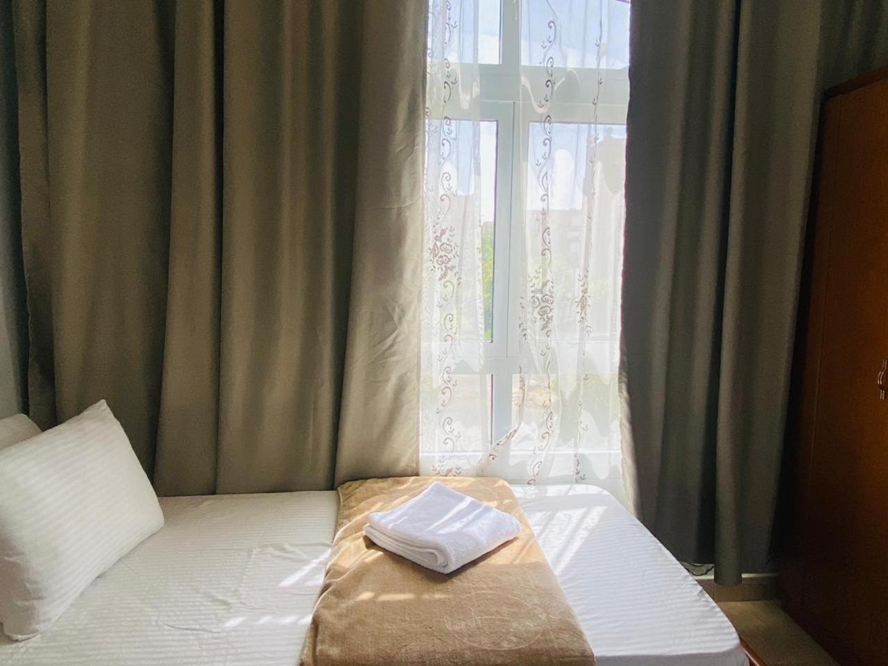 Single Room With Private Bathroom photo 1