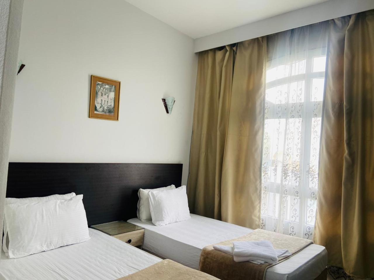 Triple Room With Private Bathroom photo 1