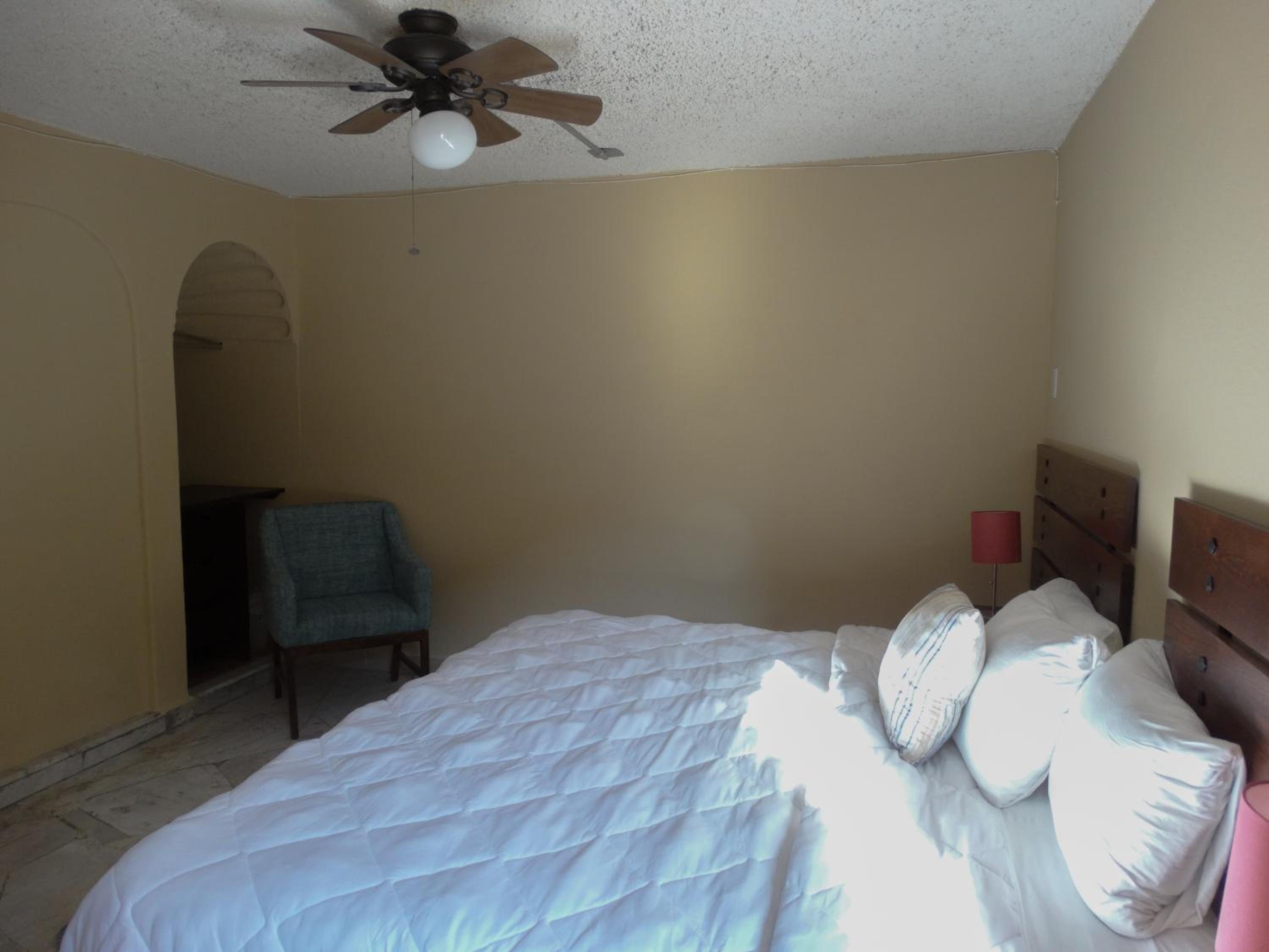 King Room - Photo 6