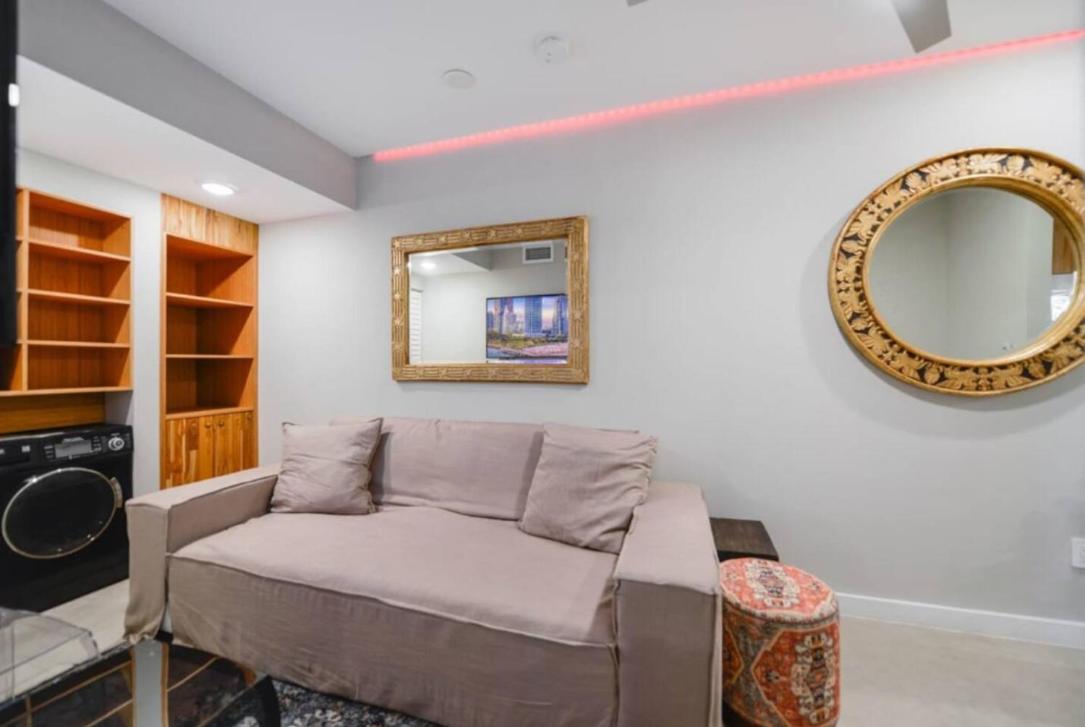 Two-Bedroom Deluxe Apartment photo 3