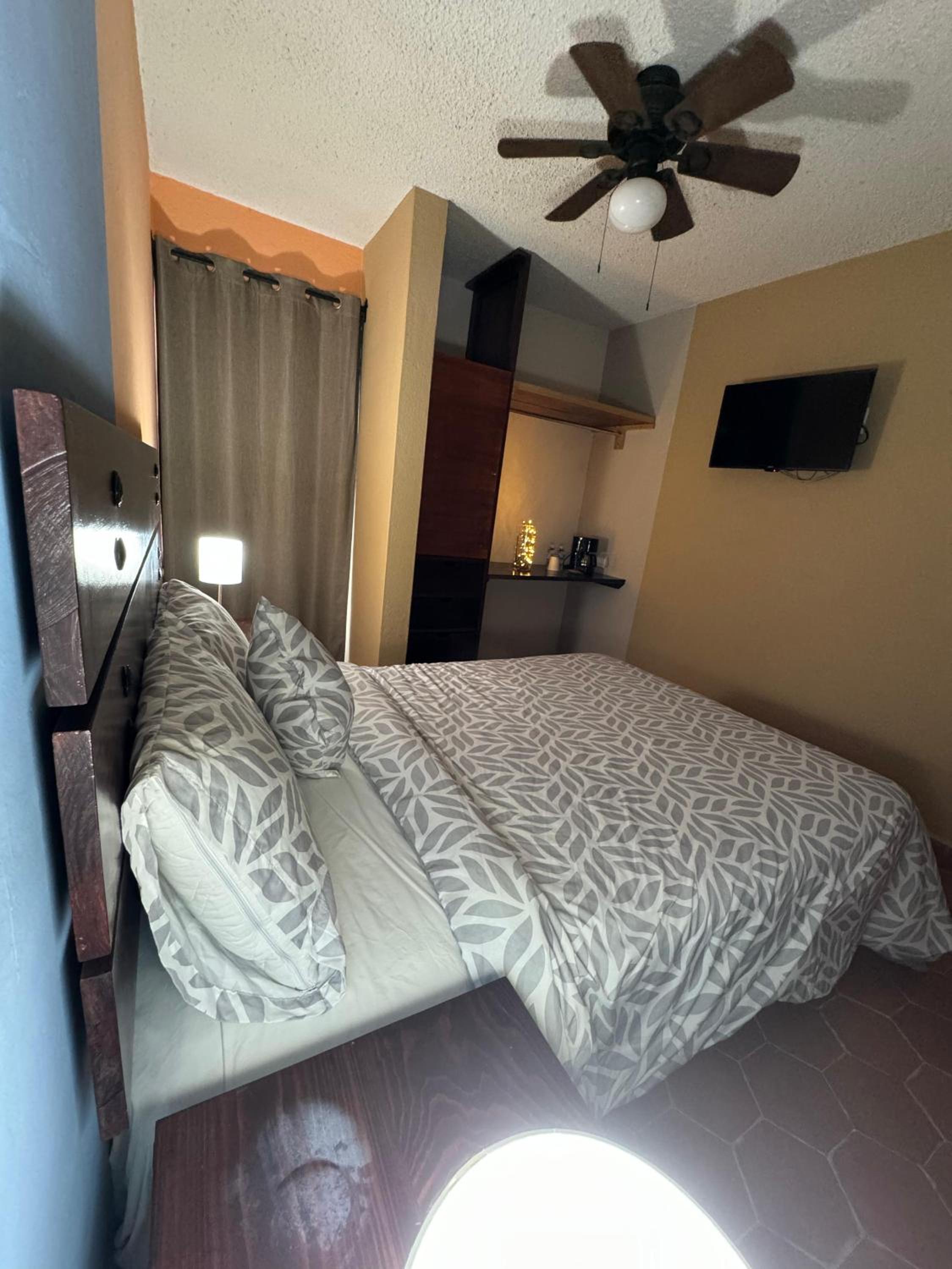 Two-Bedroom Apartment - Photo 6