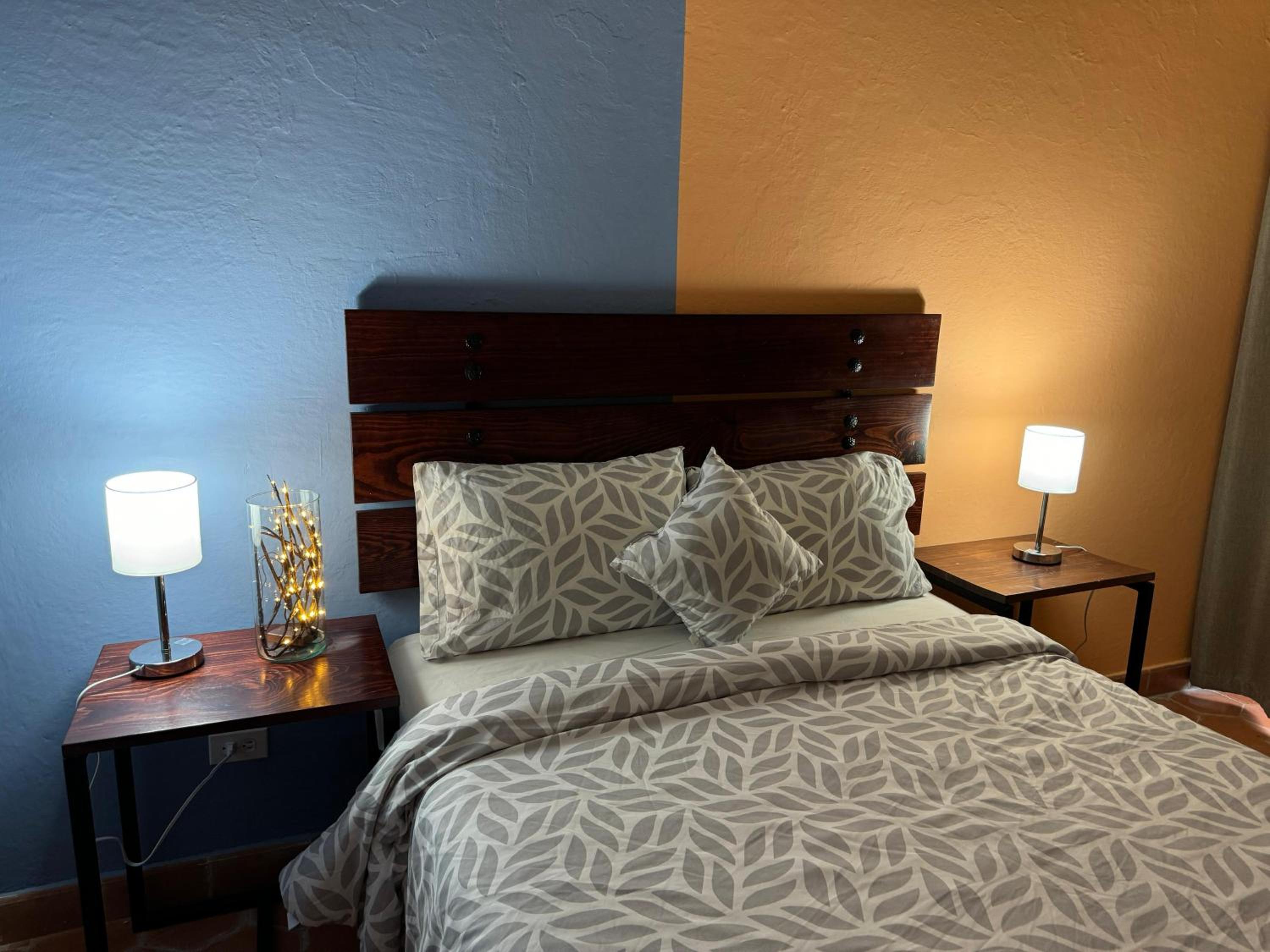 Two-Bedroom Apartment - Photo 9
