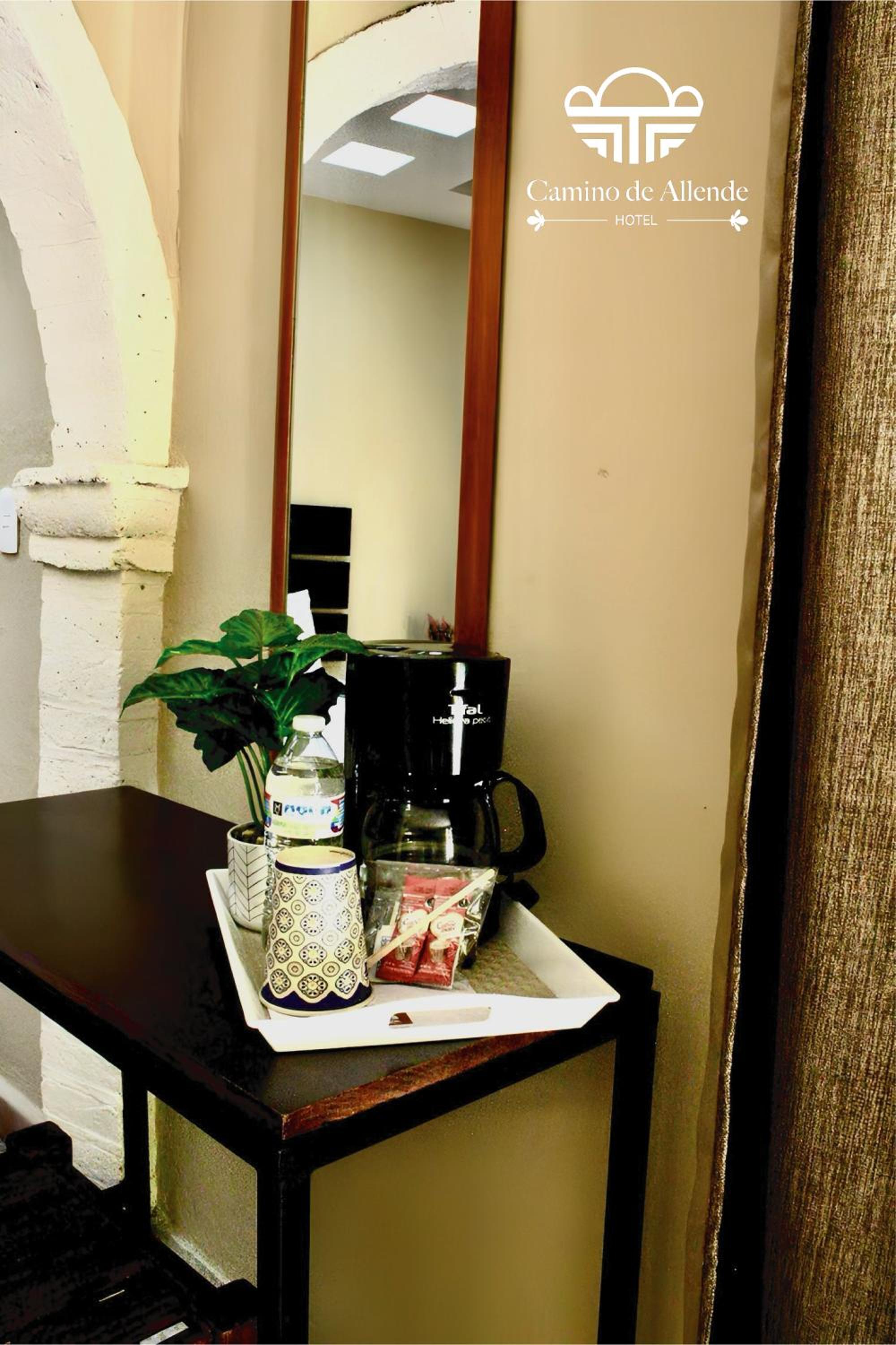 Double Room with Private Bathroom - Photo 5