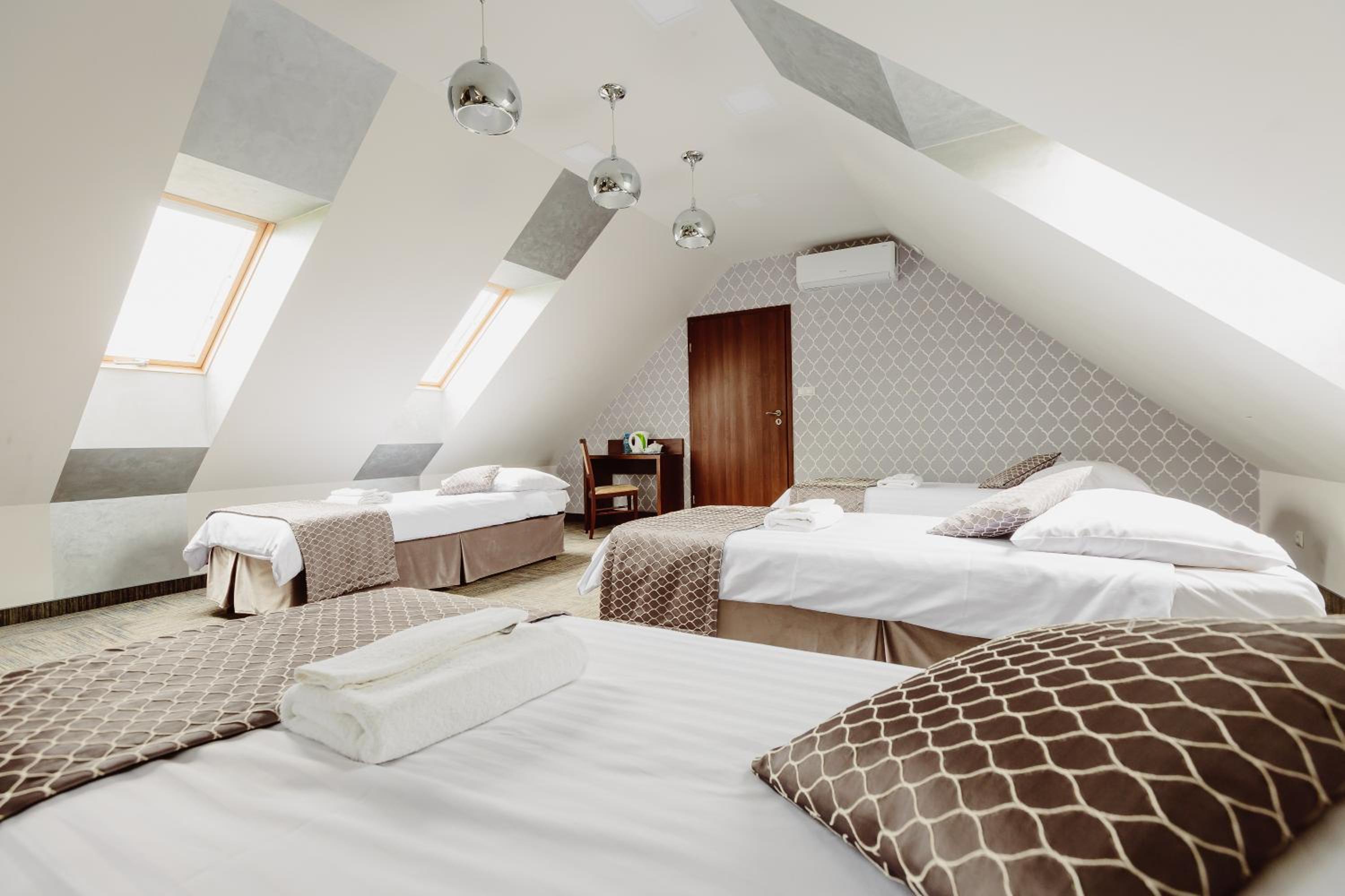 Triple Room photo 2