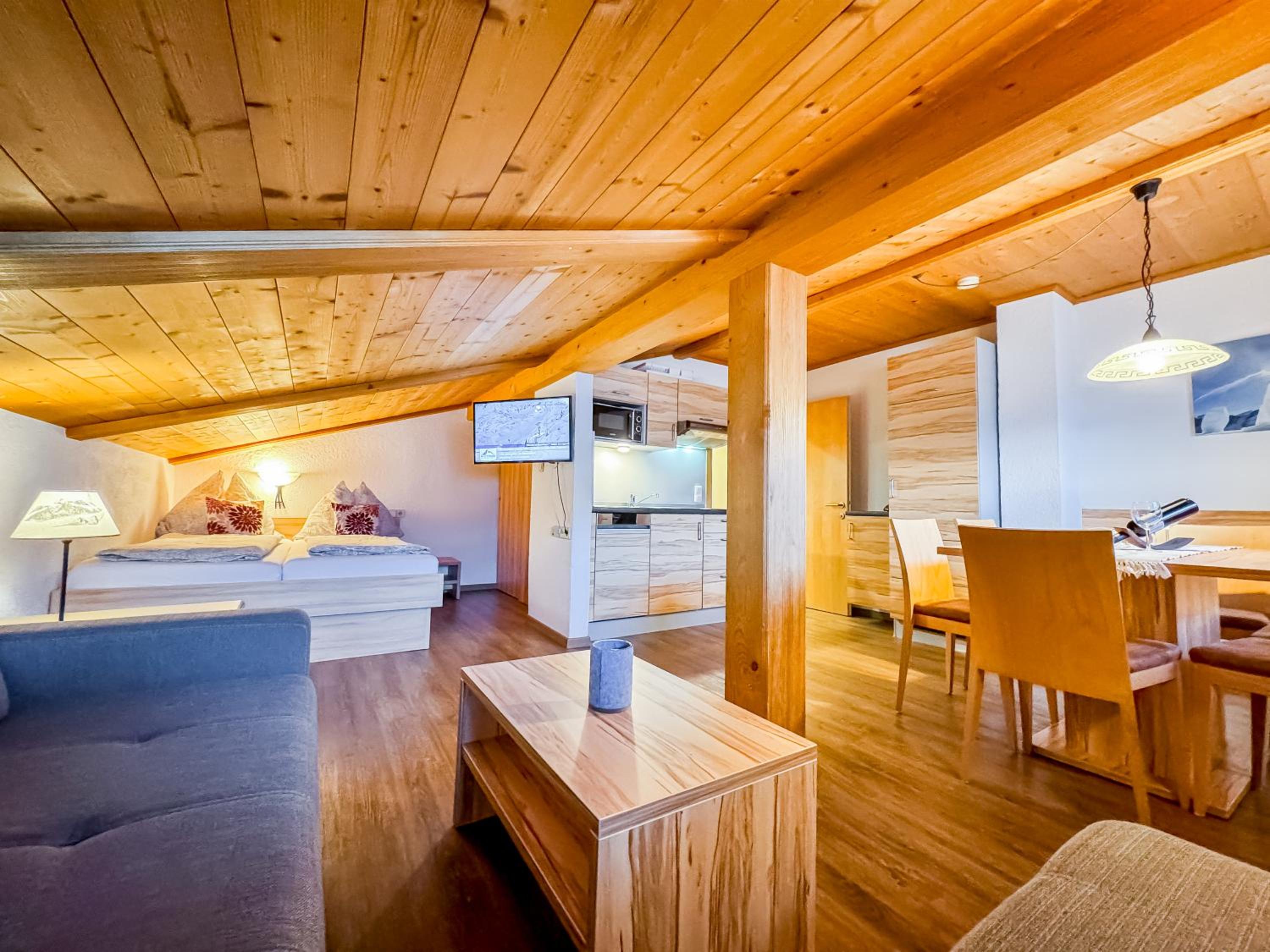 Comfort One-Bedroom Apartment with Balcony - Second Floor photo 1