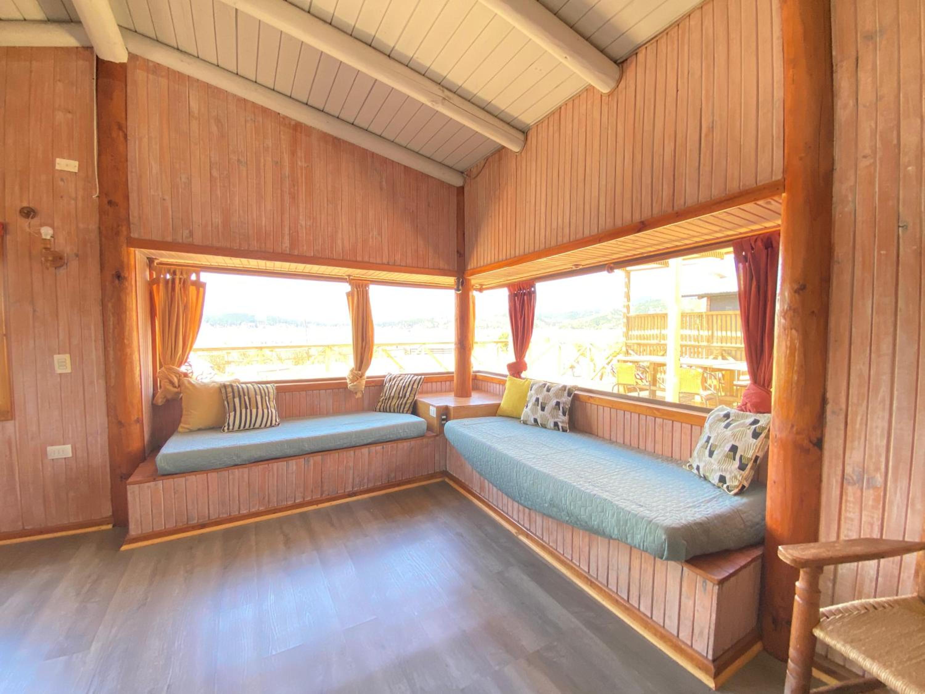 Two-Bedroom House photo 2