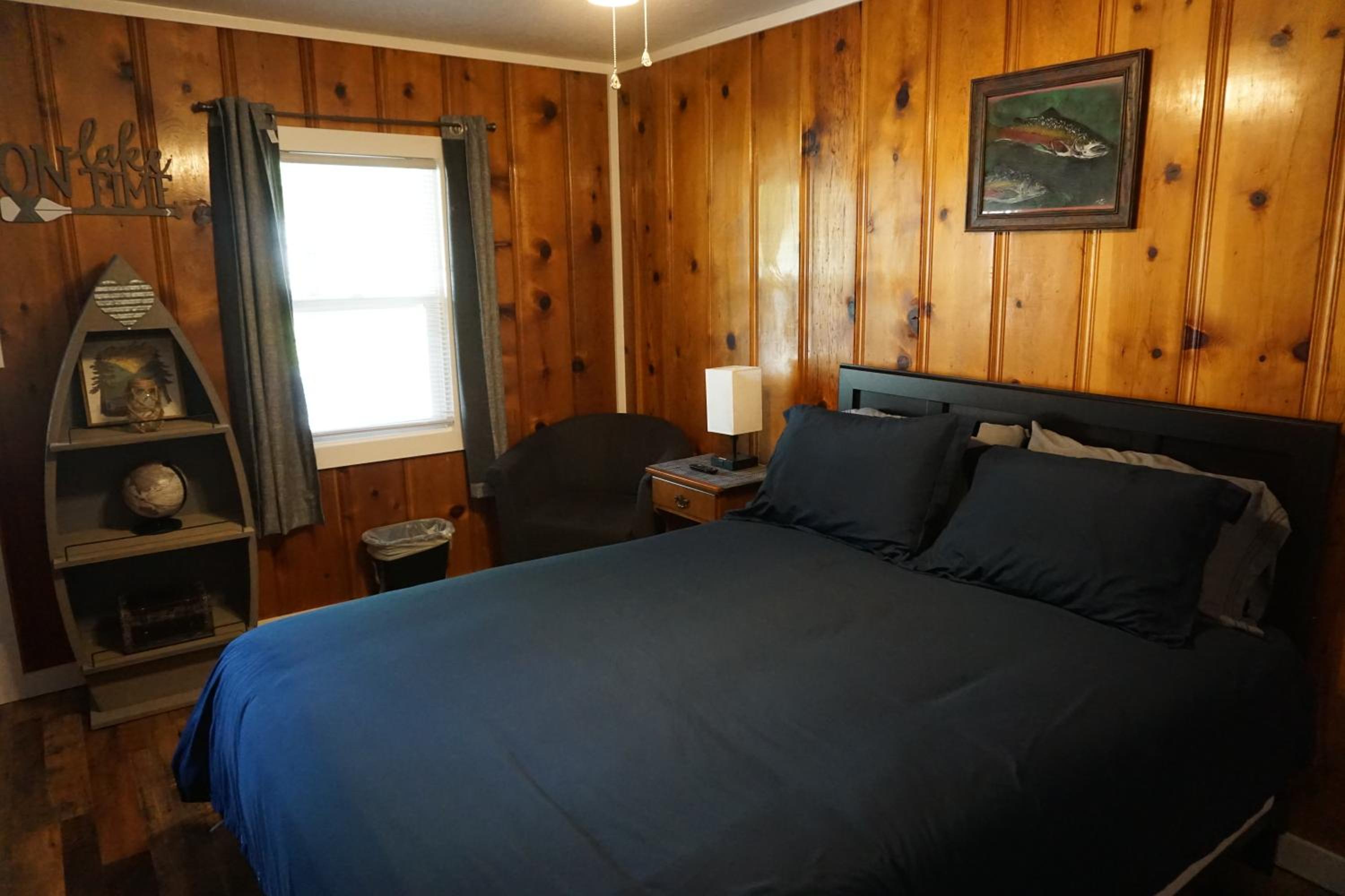 Queen Room photo 3