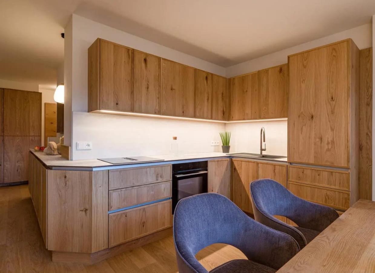 Apartment with Mountain View photo 3