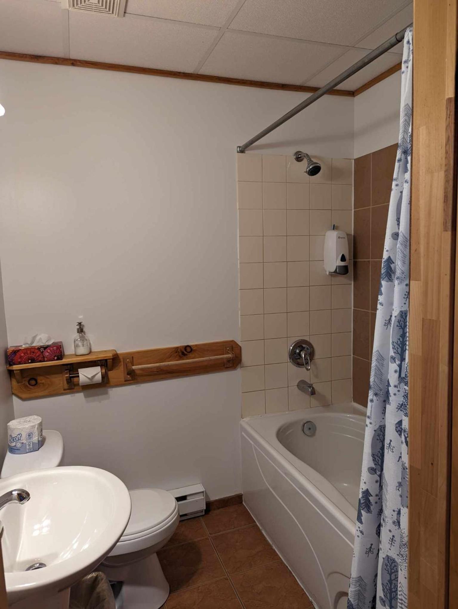 Double Room with Private Bathroom photo 3
