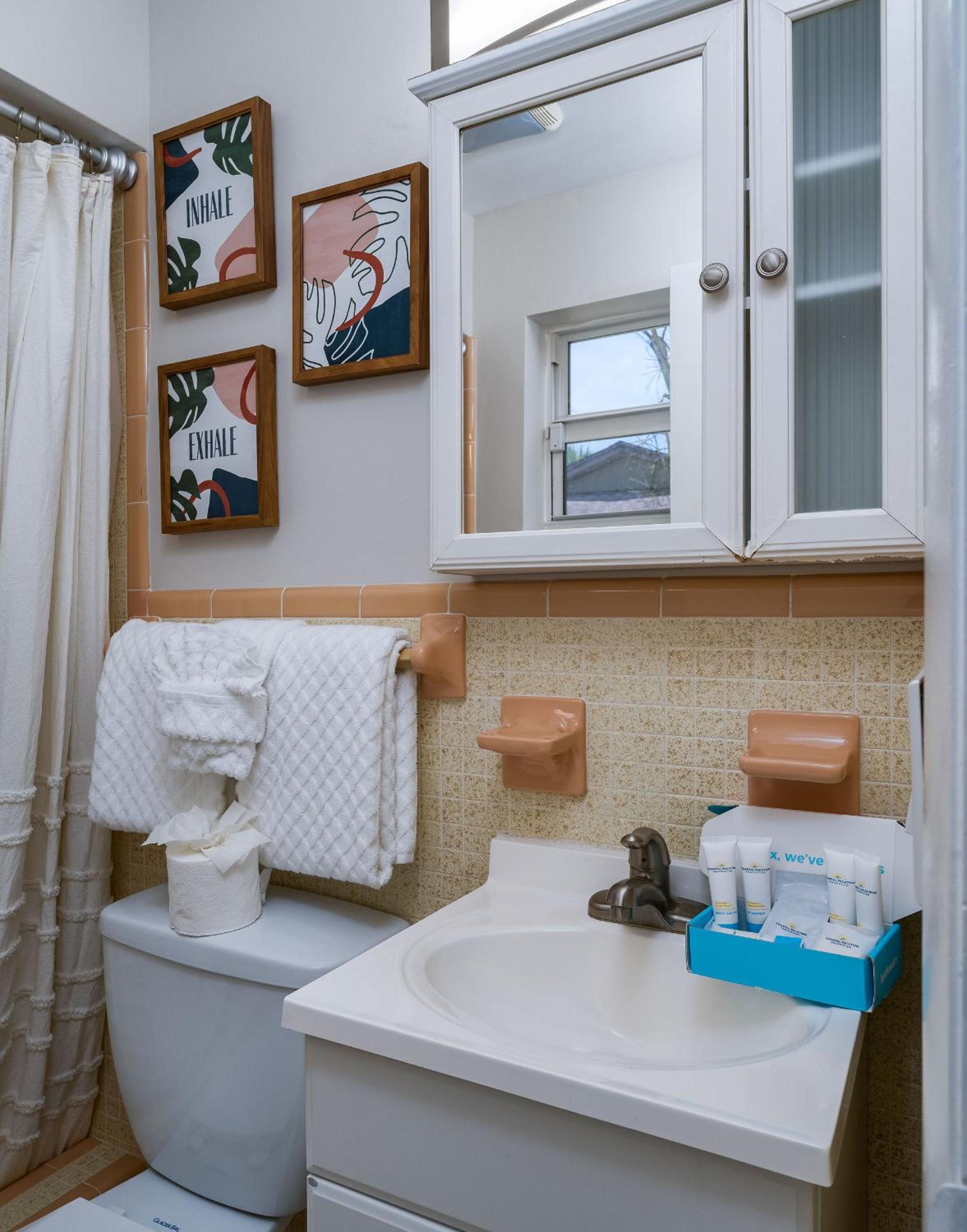 Three-Bedroom House photo 1
