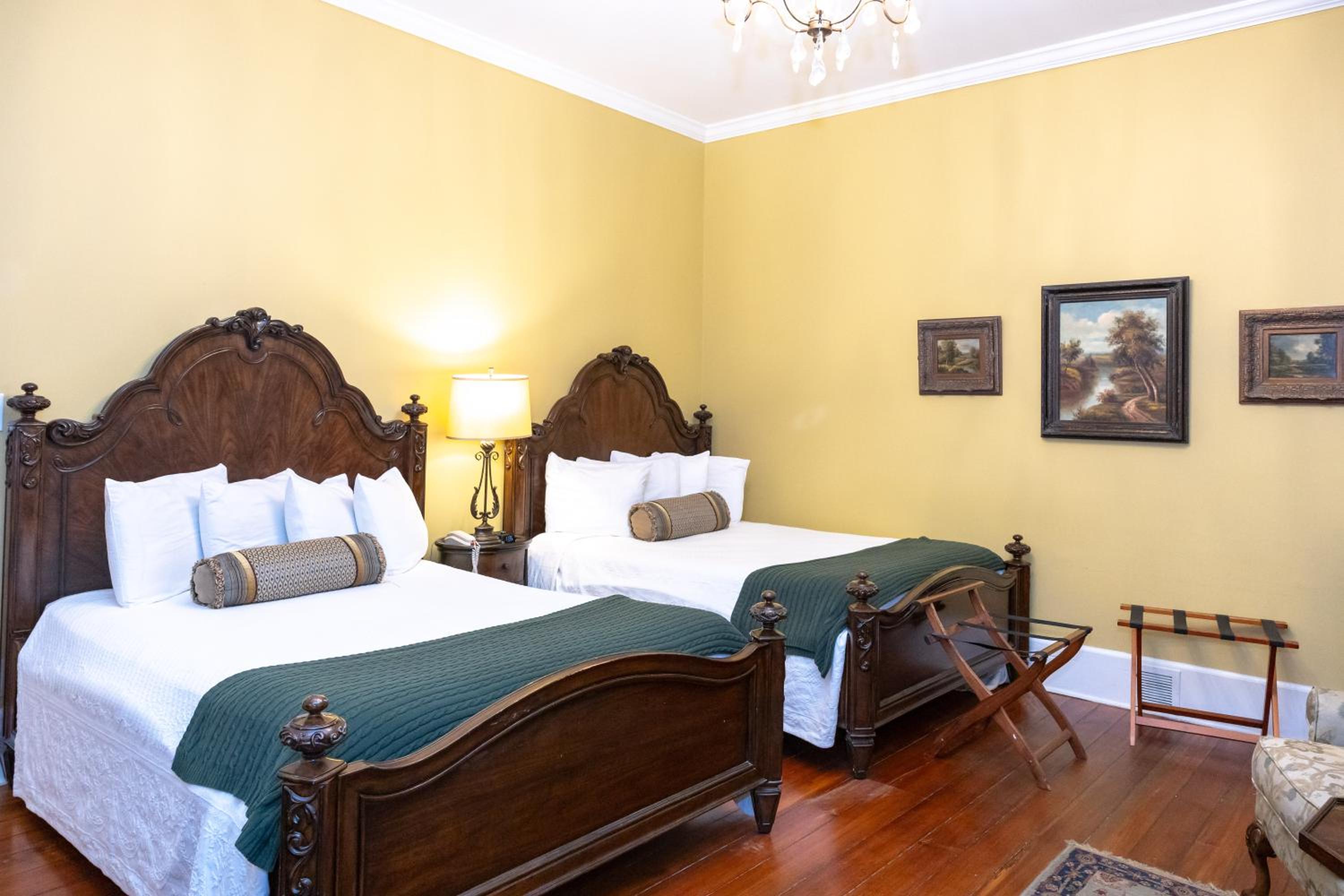 St. Julian Room - Main House Two Queen
