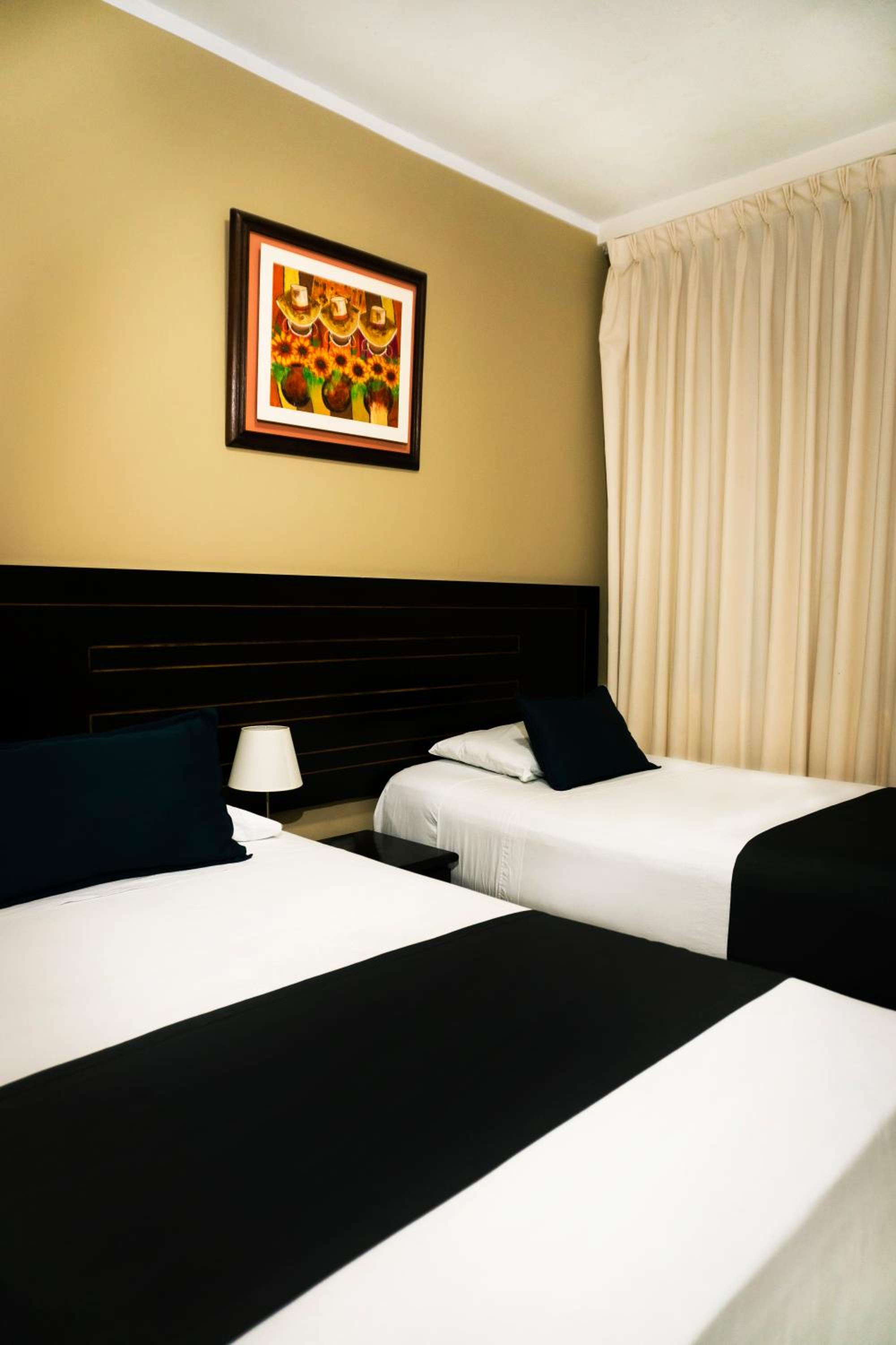 Superior Twin Room photo 2