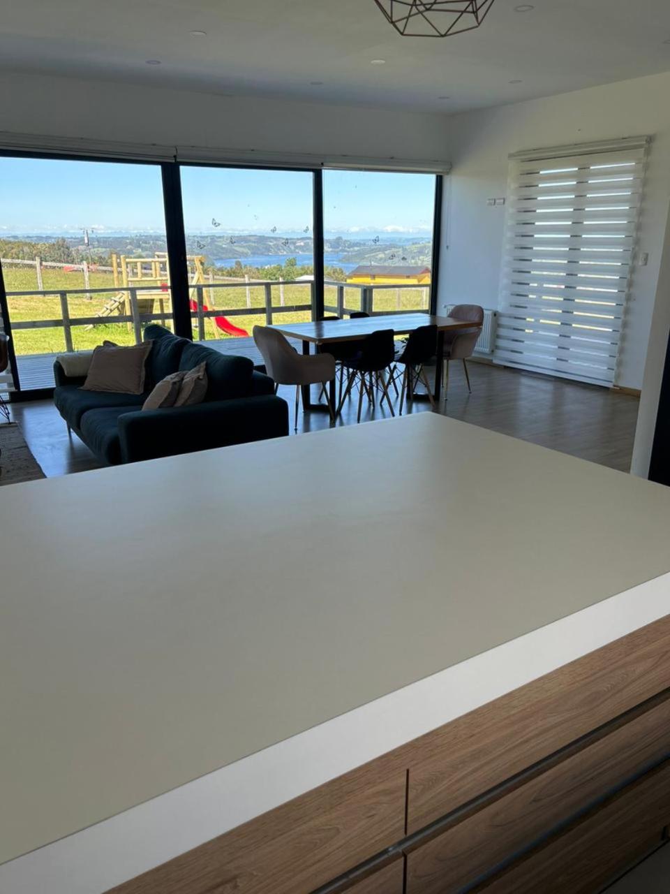 Seven-Bedroom House photo 2