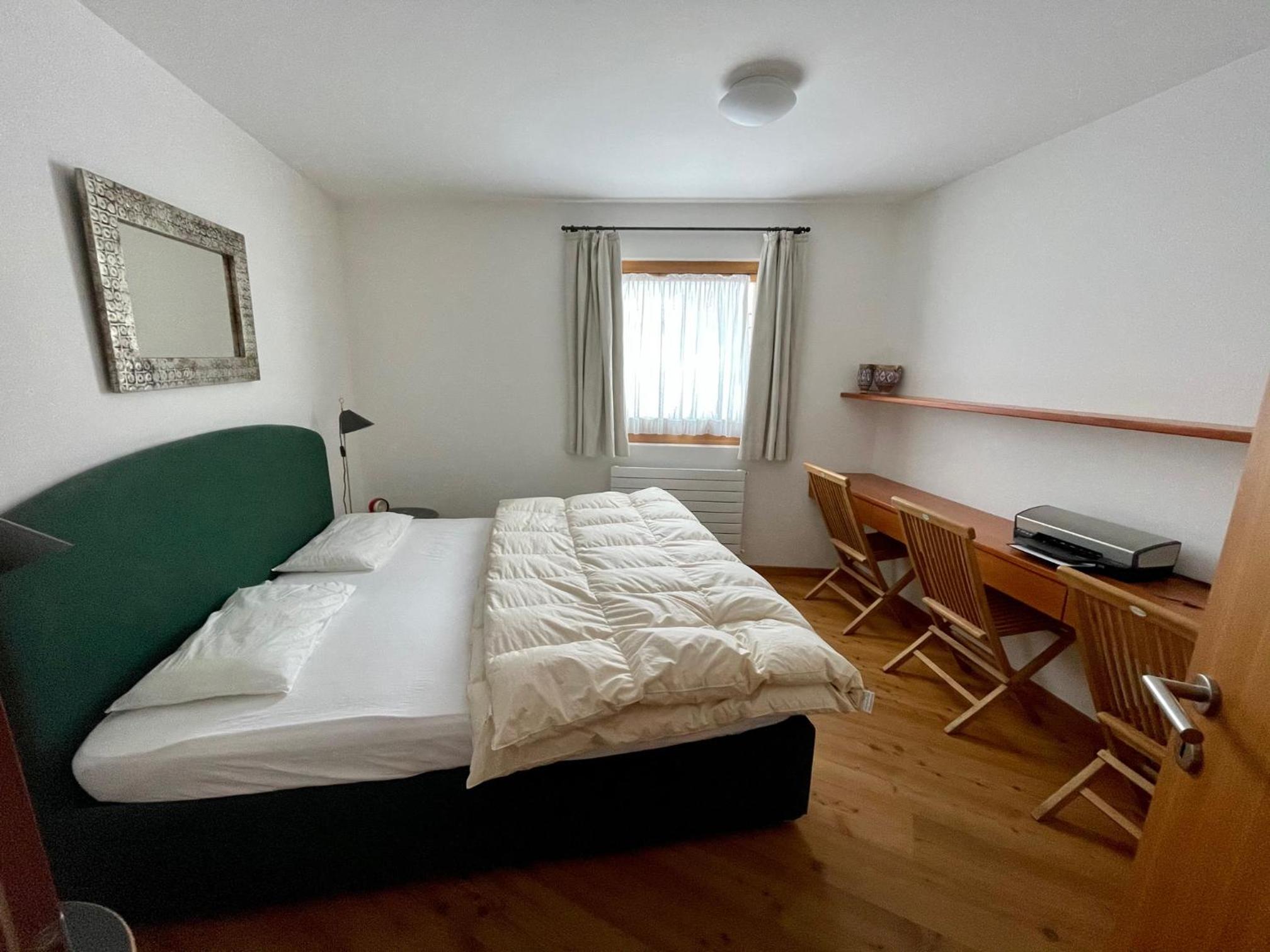 Apartment With Mountain View photo 2