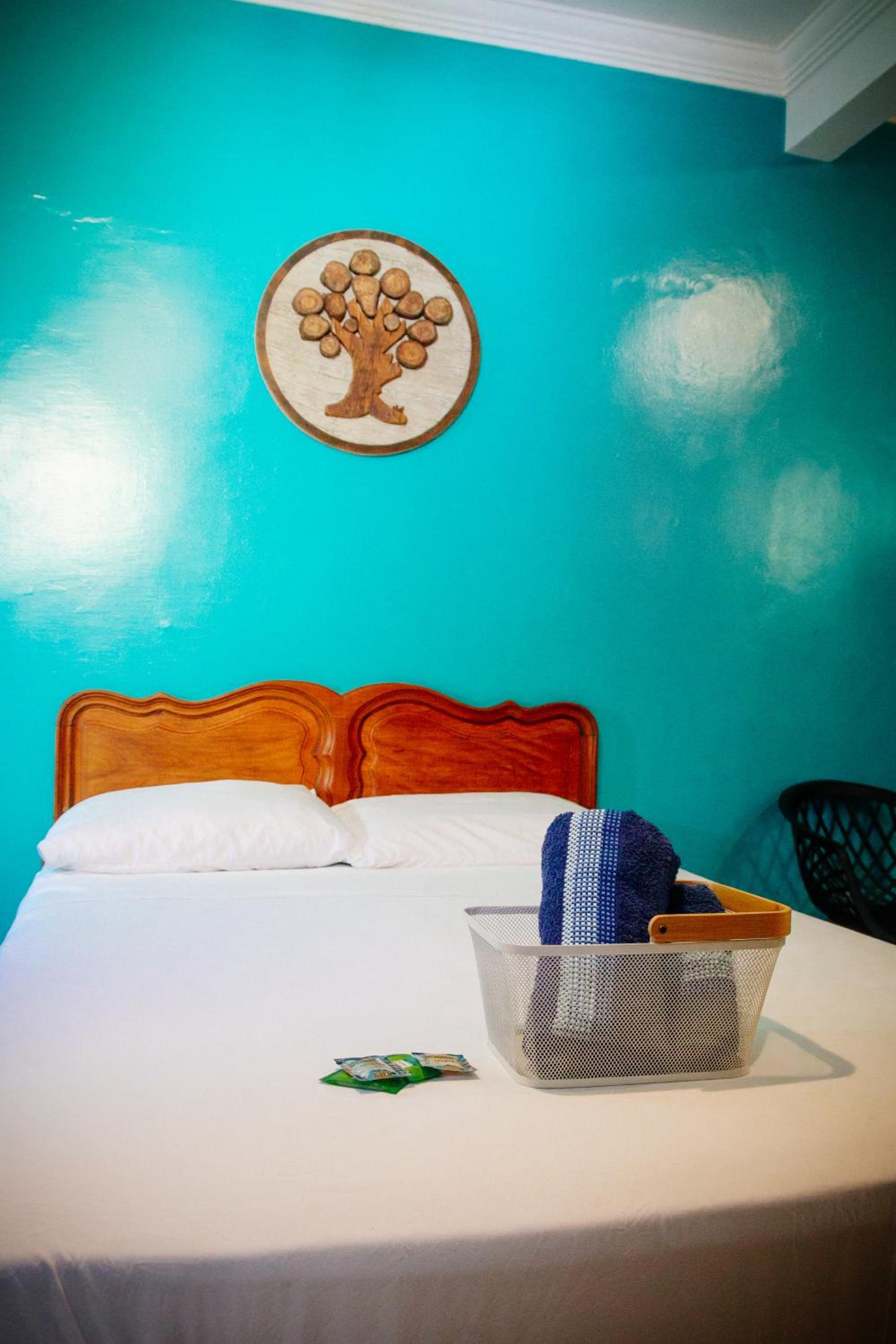 Quadruple Room with Private Bathroom photo 1