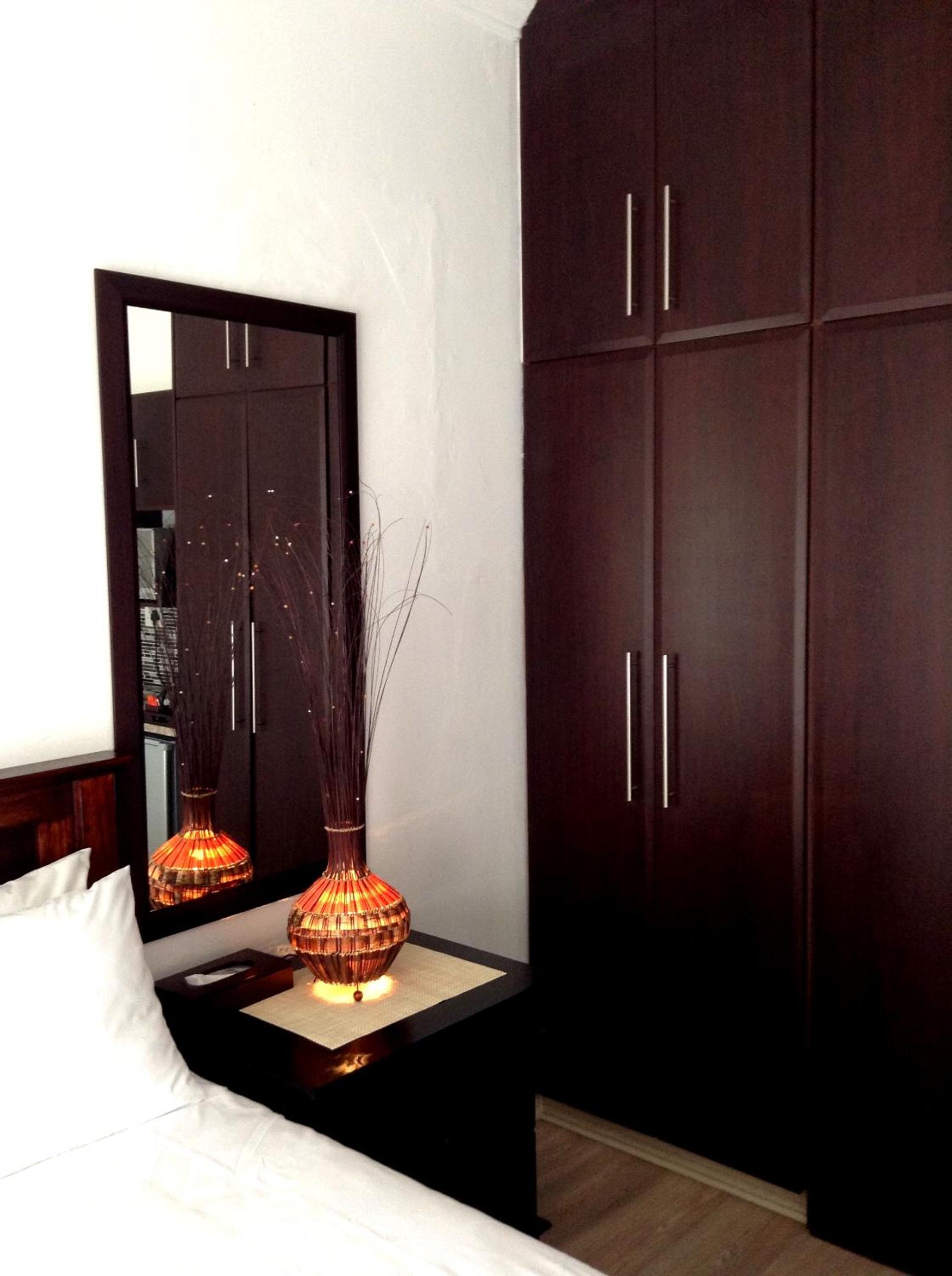 Deluxe Queen Room - Photo 4
