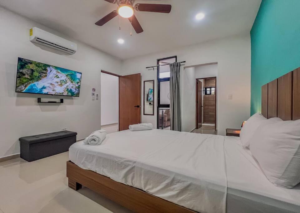 Four-Bedroom House photo 1
