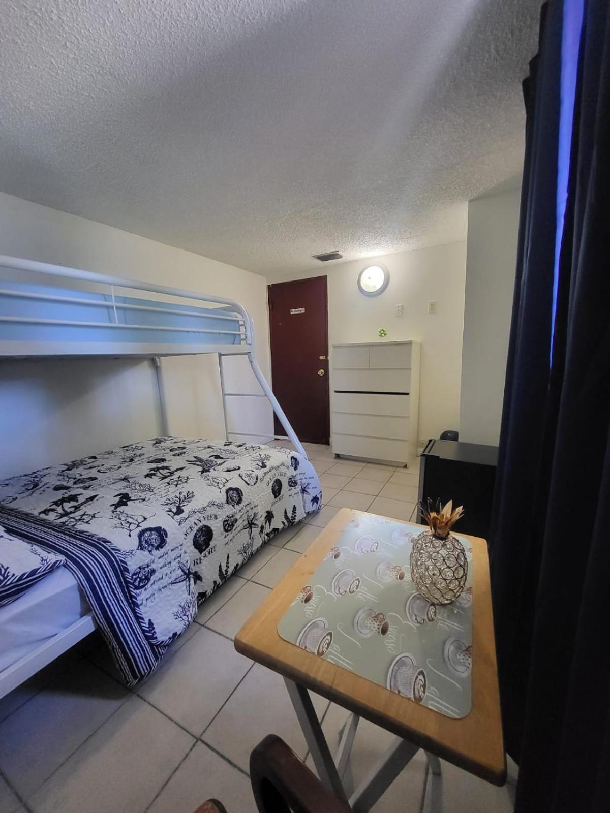 Double Room with Shared Bathroom photo 1