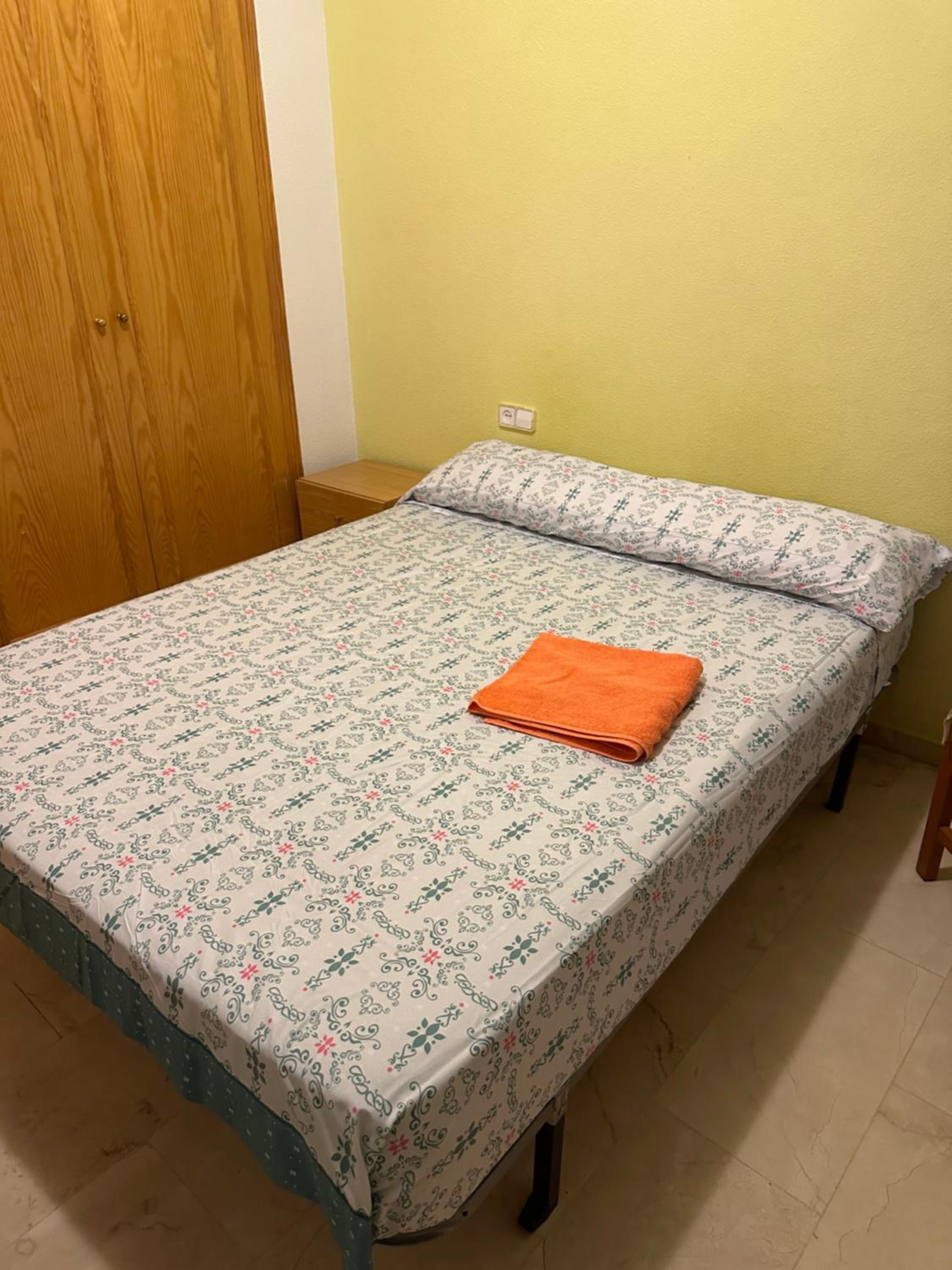 Habitación doble con baño compartido