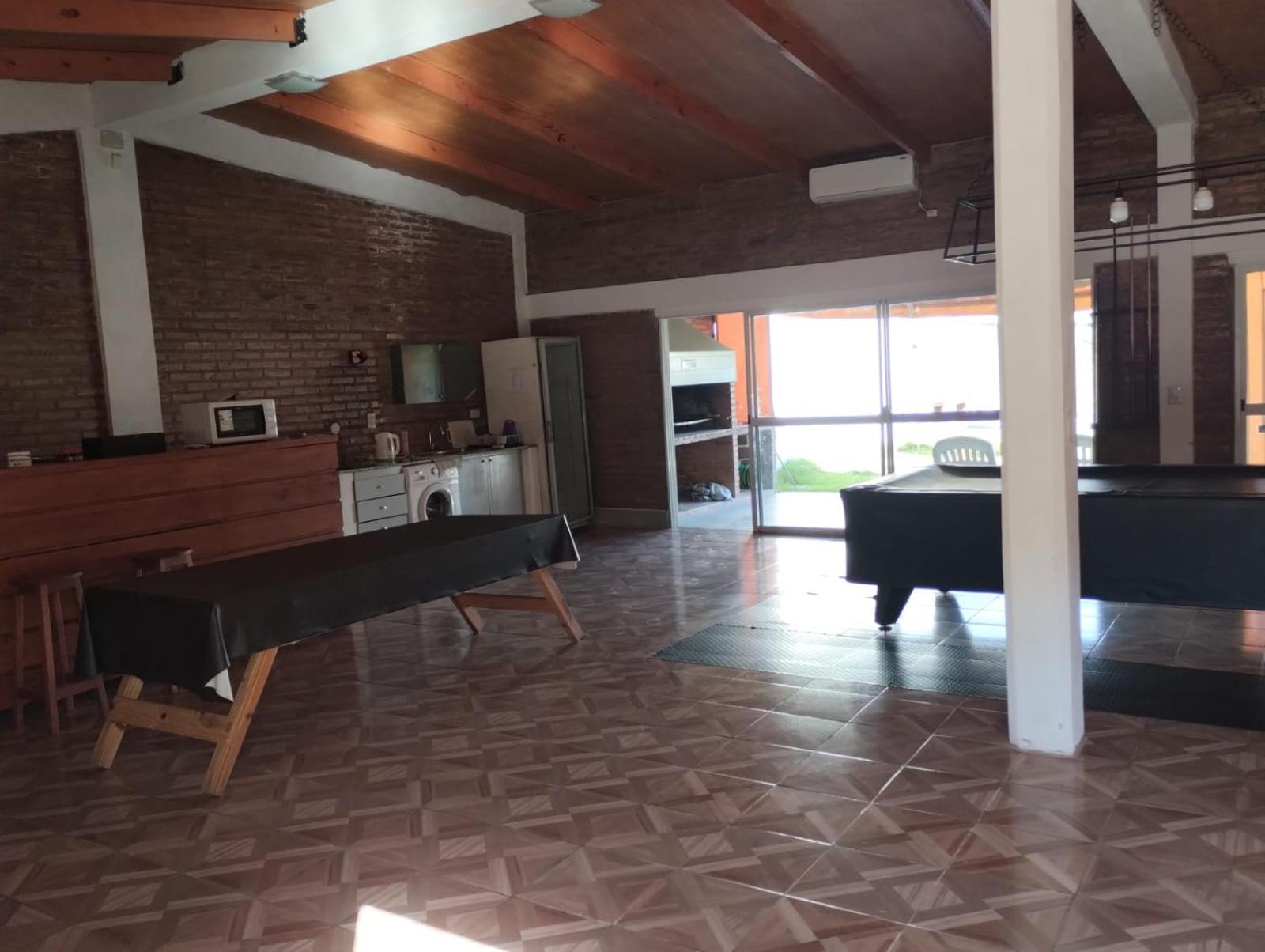 One-Bedroom House photo 2