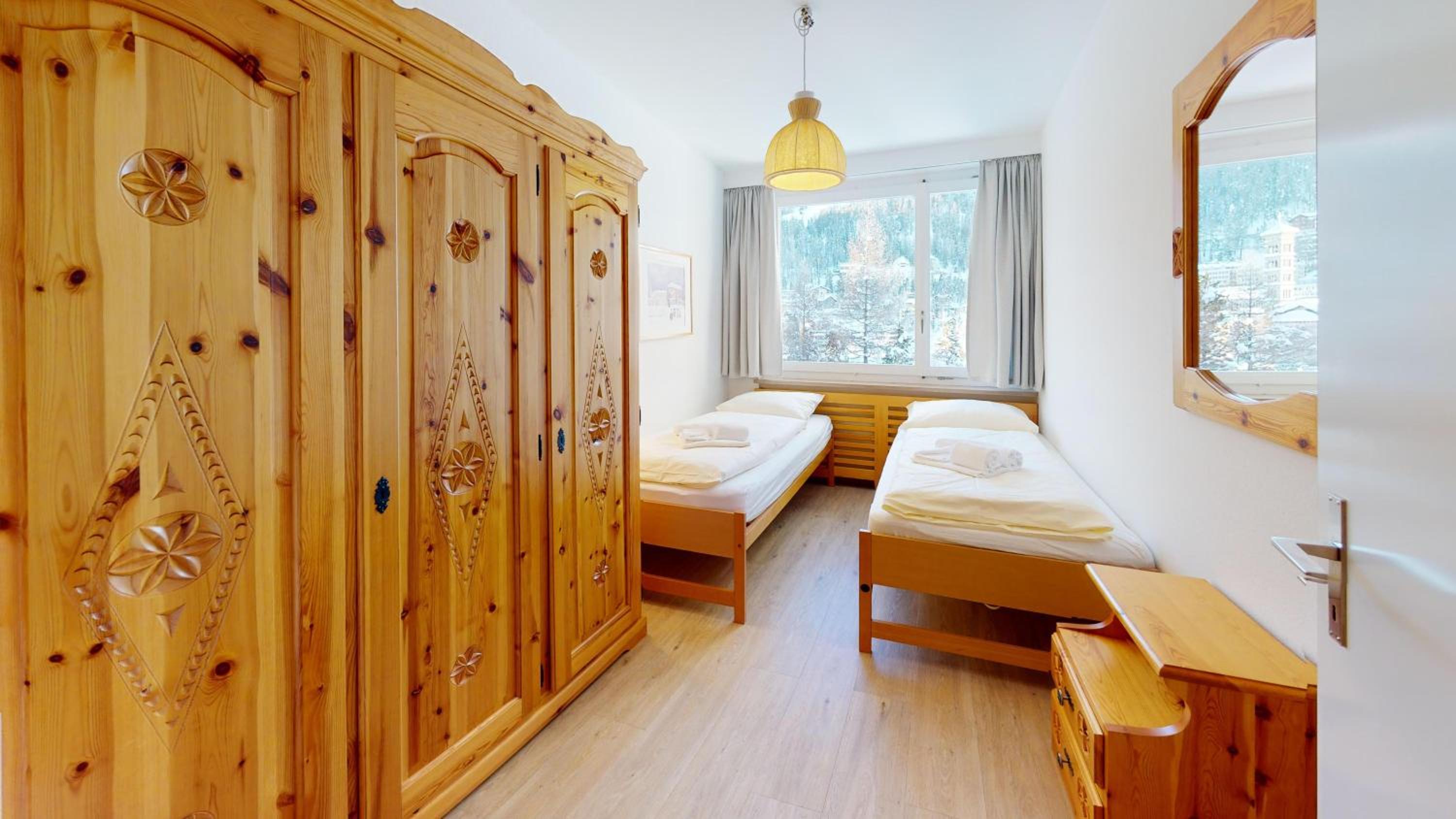 Apartment with Lake View photo 3