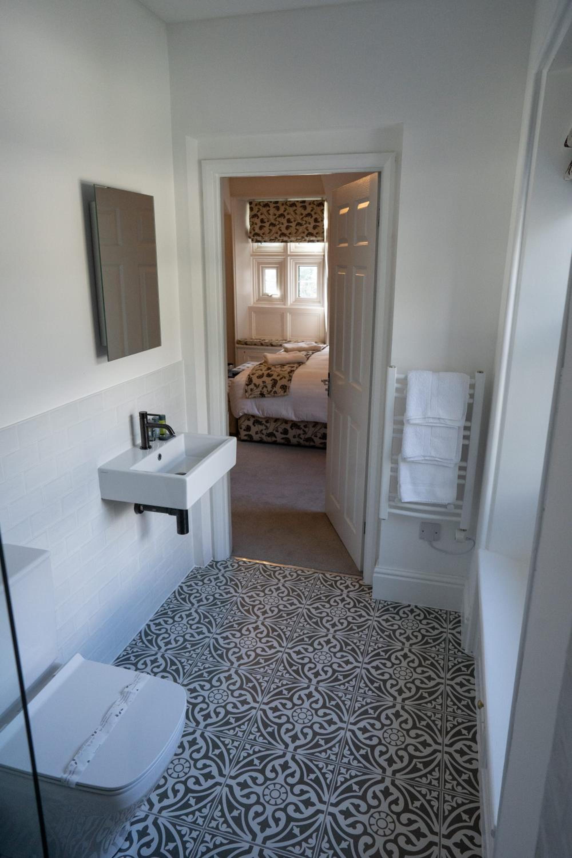 Superior King or Twin Room - Photo 2