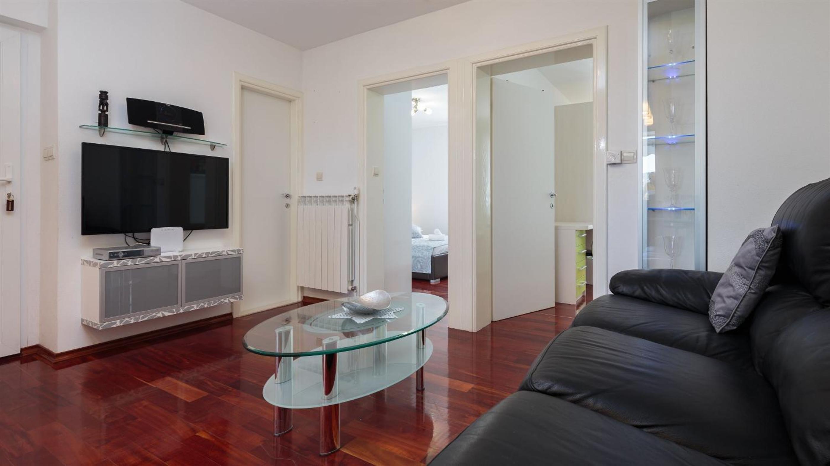 Three-Bedroom Vacation Home  photo 1