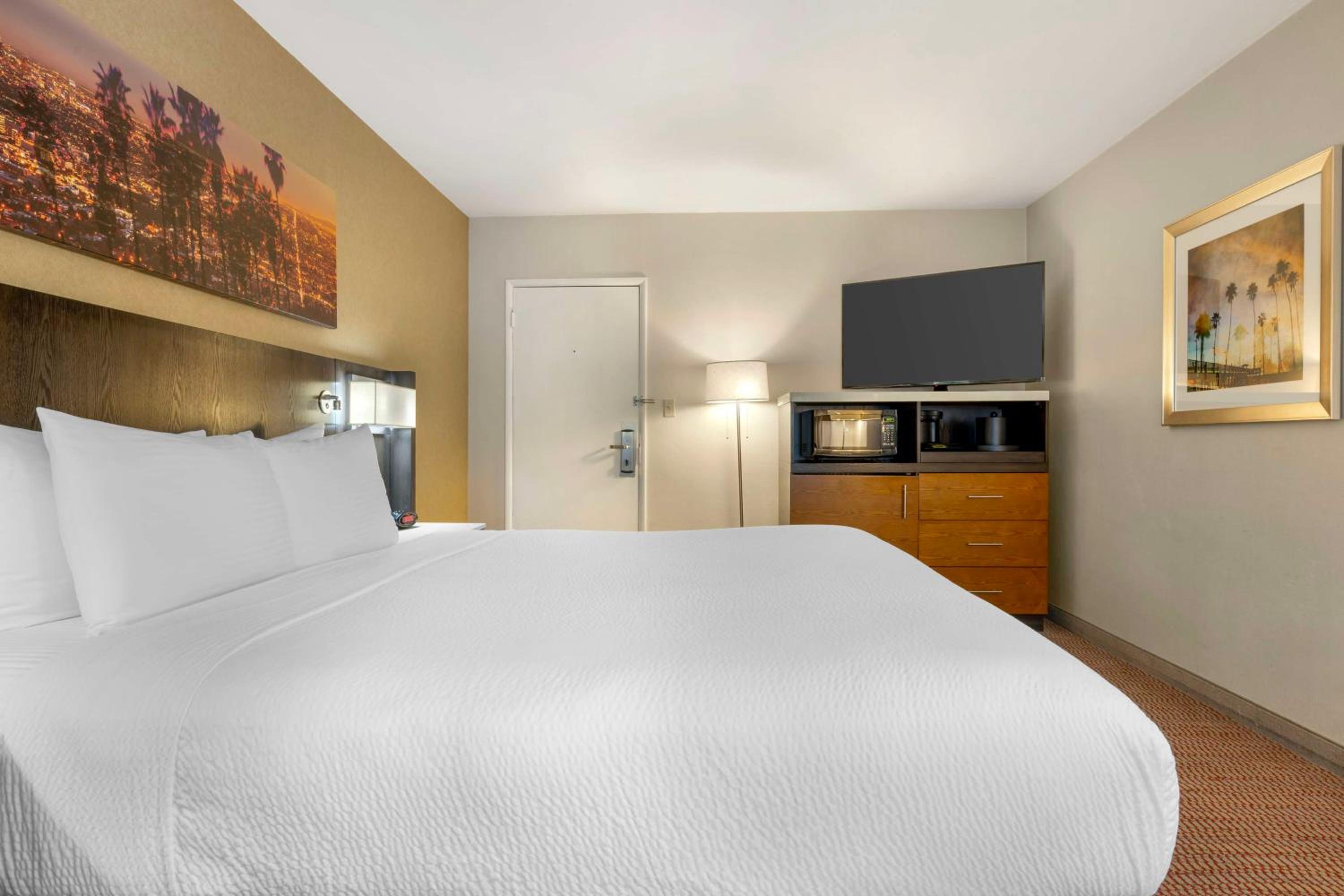 King Suite with Balcony