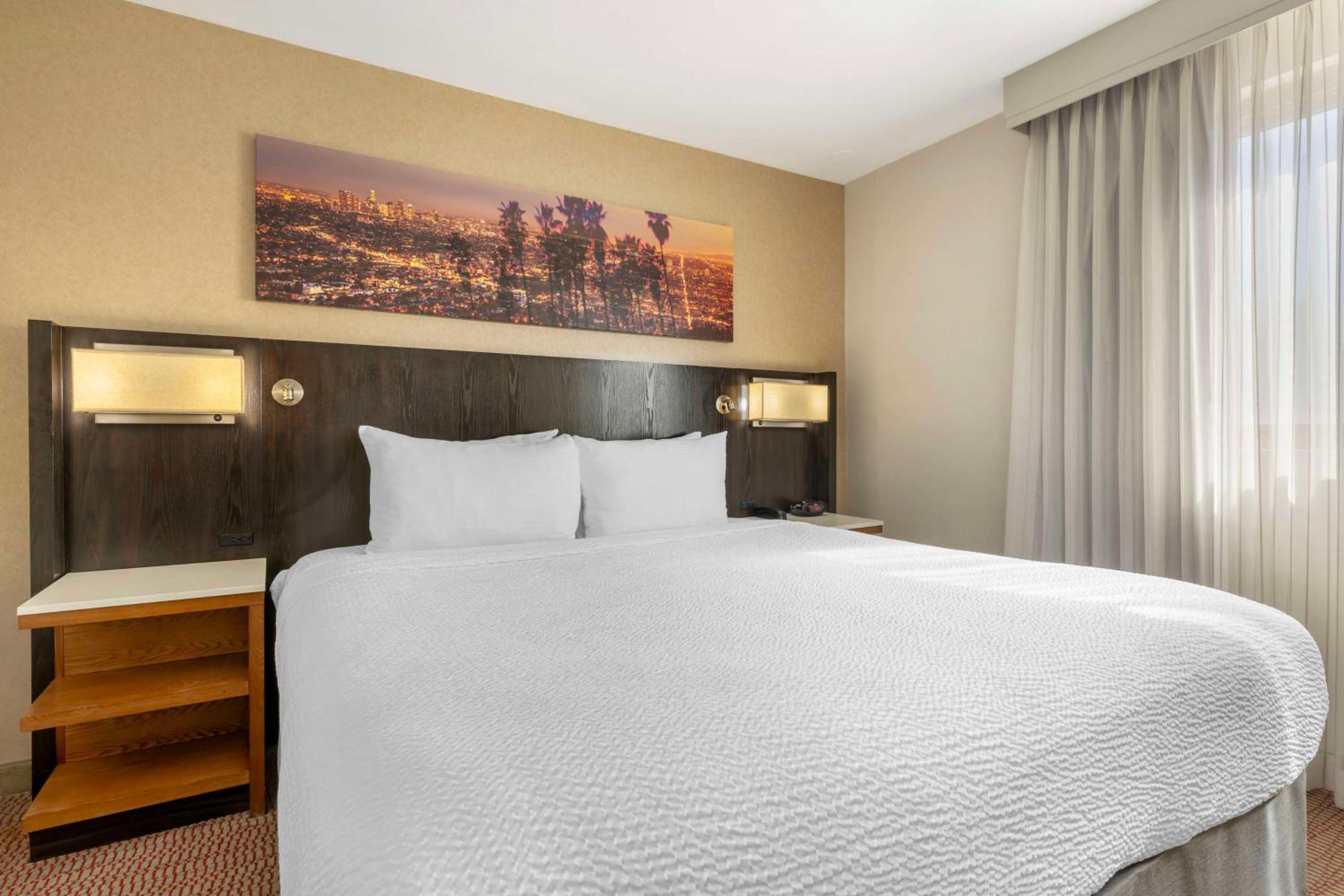 Queen Suite with Sofa Bed