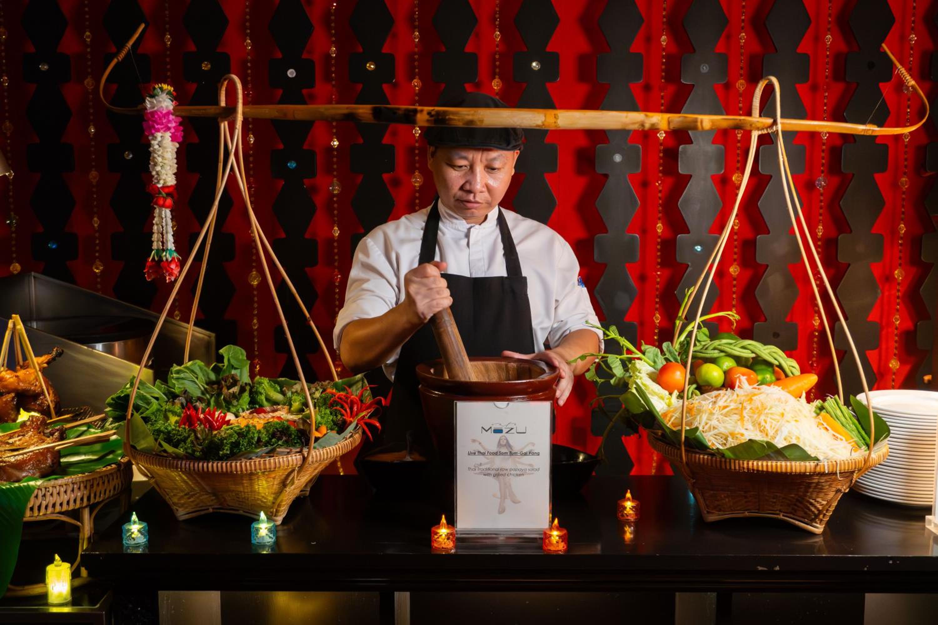Lebua Suite City View With Christmas’S Evening Buffet At Café Mozu thumbnail 6