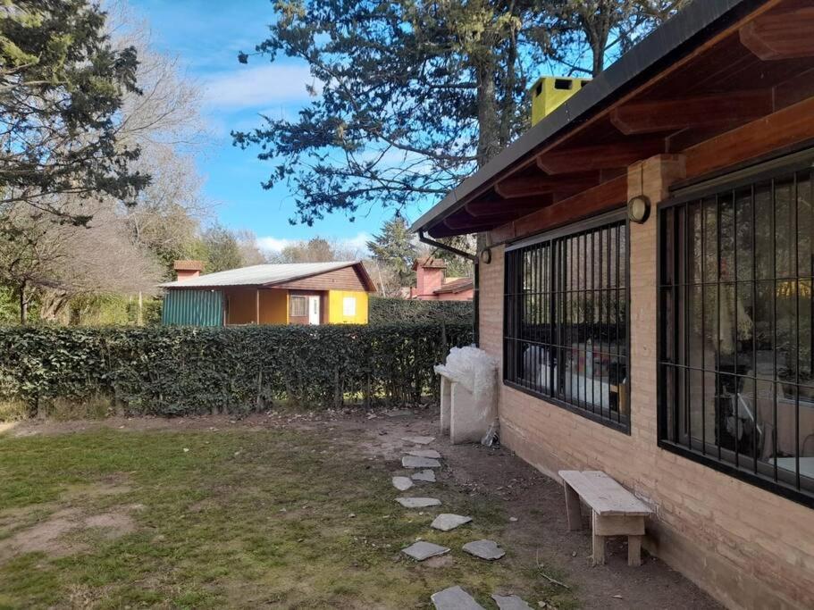 Three-Bedroom House photo 3