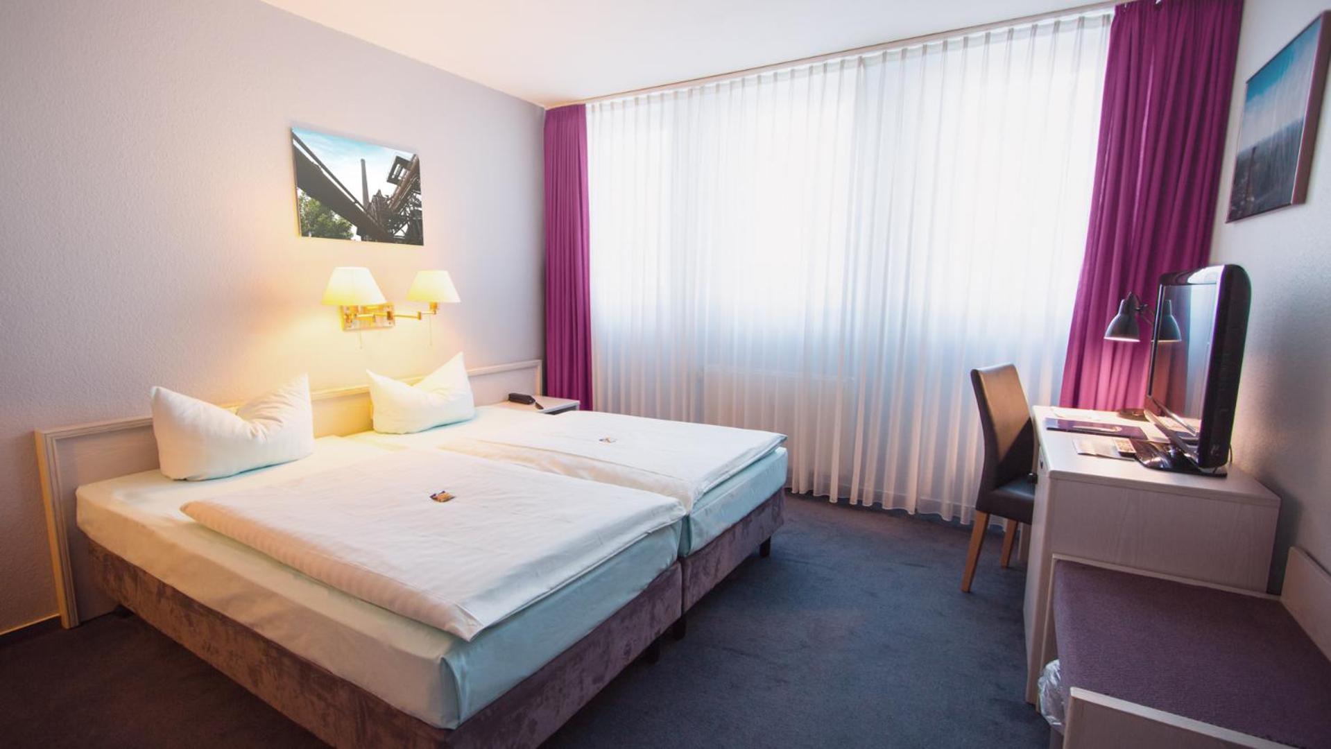Double Room - Photo 6
