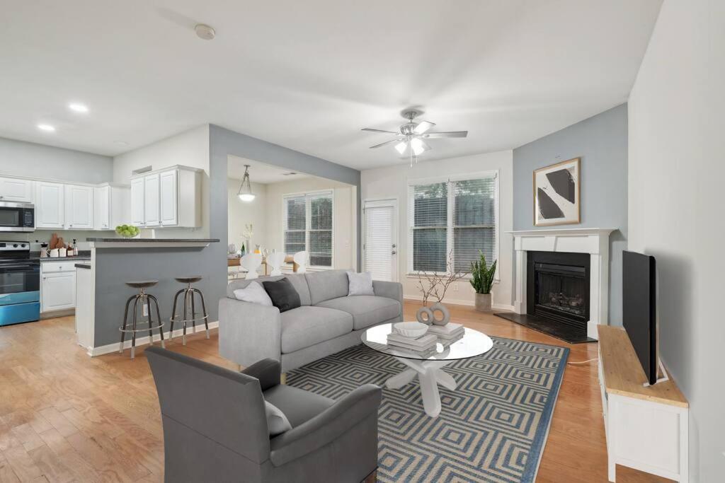 One-Bedroom House photo 1