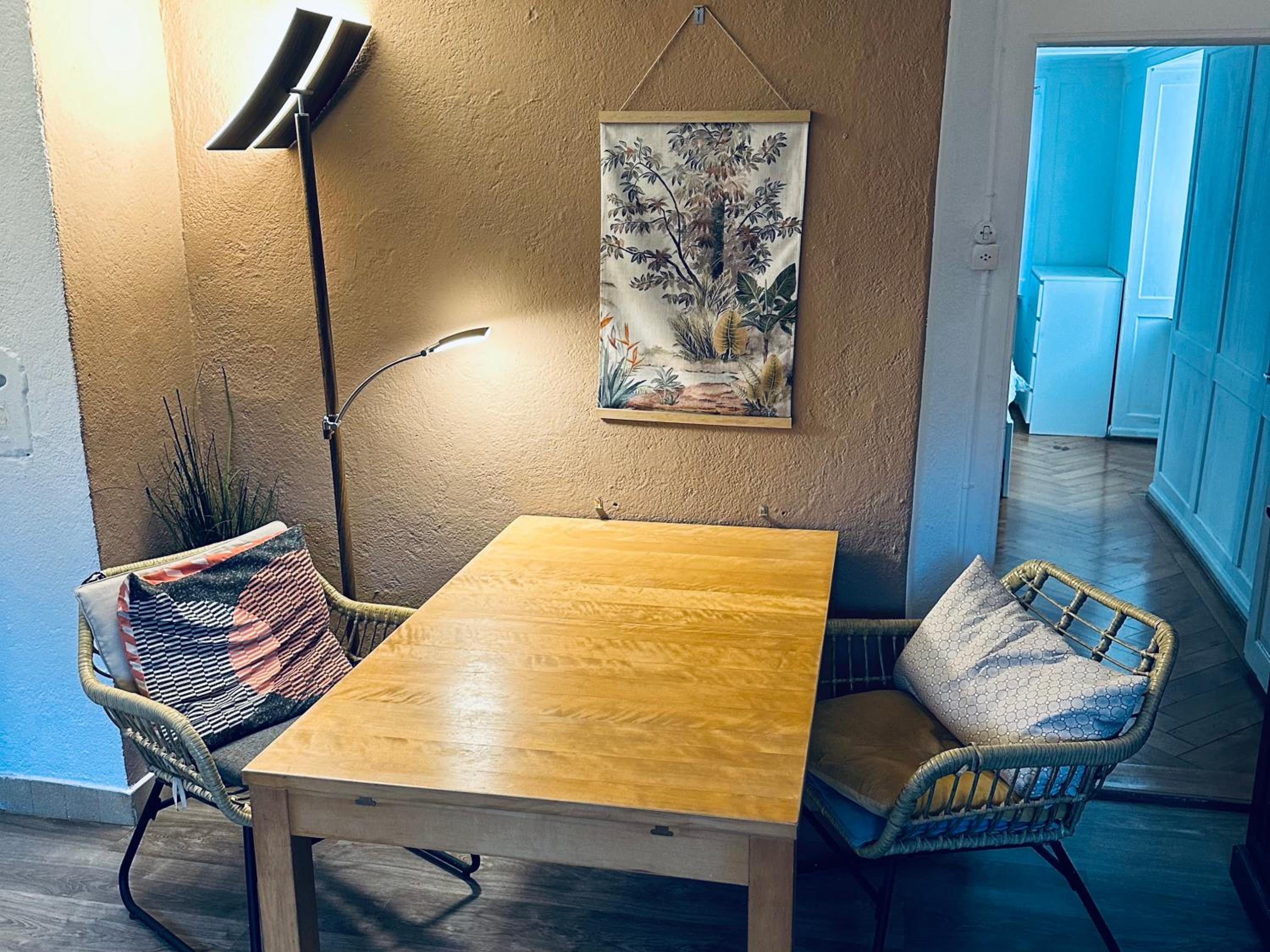One-Bedroom Apartment photo 3
