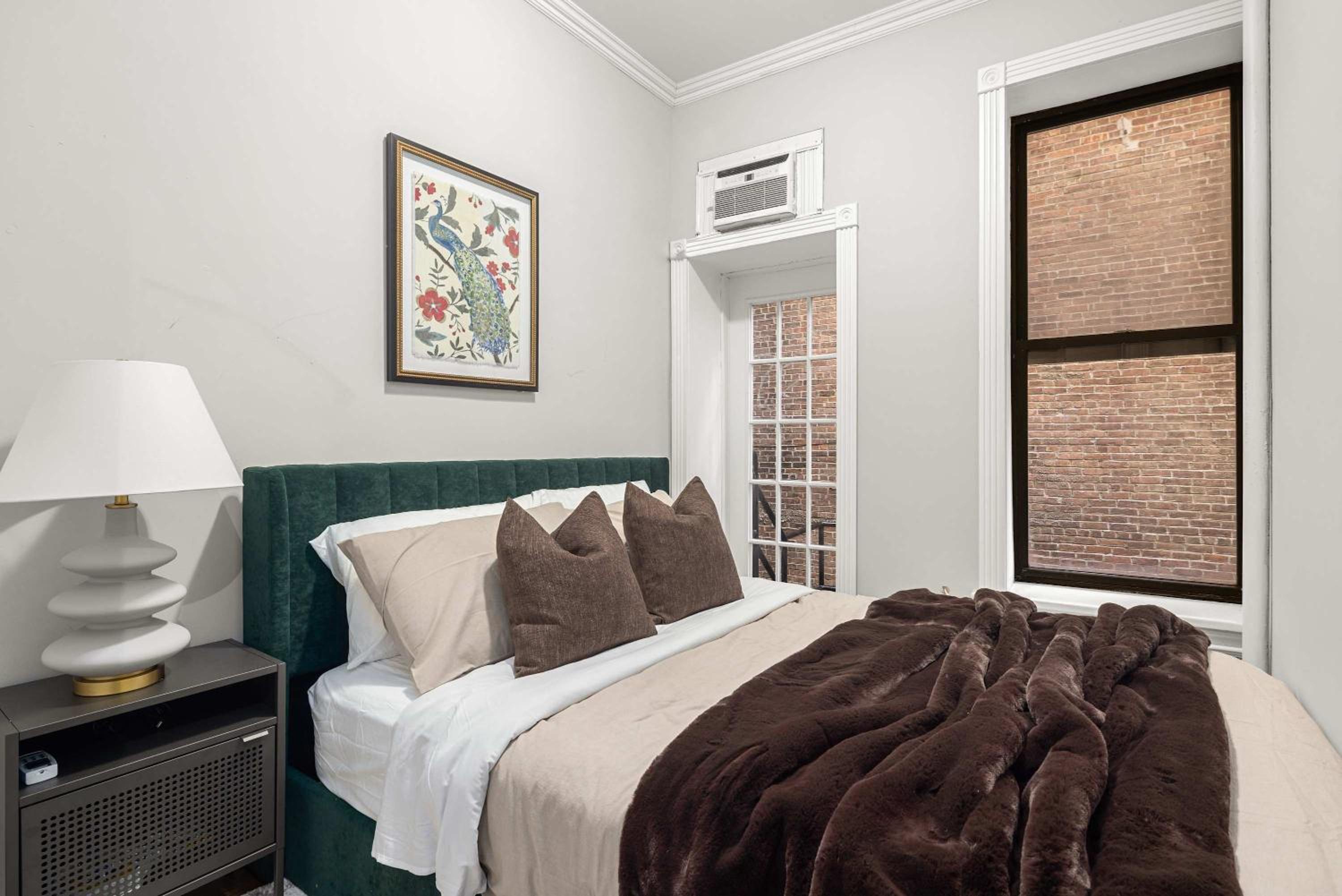 Apartment photo 2