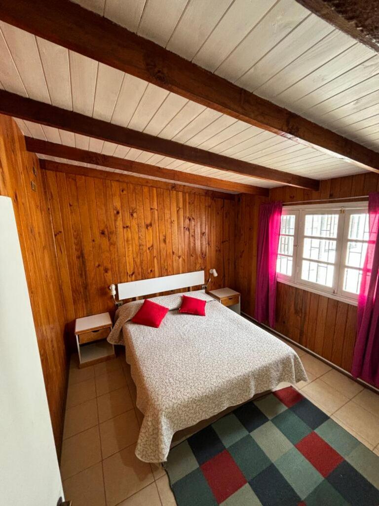 Two-Bedroom House photo 3