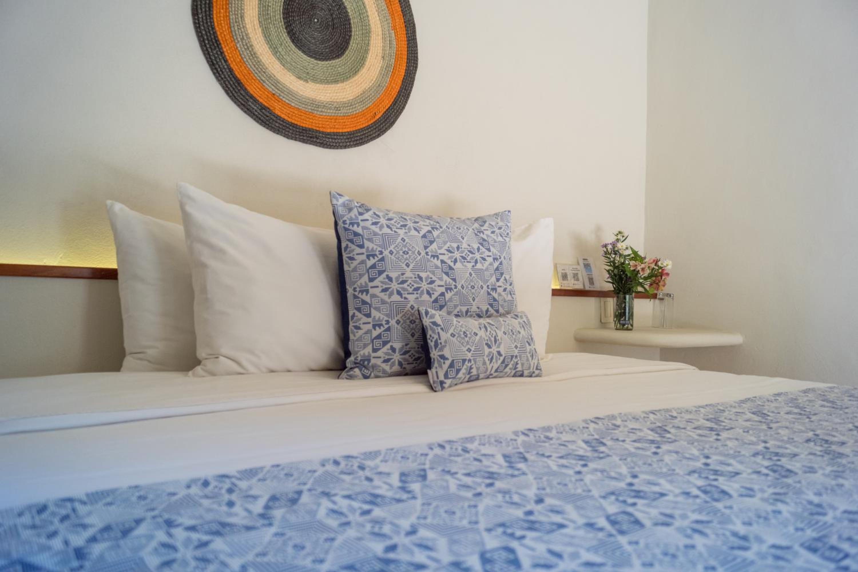Standard Double Room - Photo 2